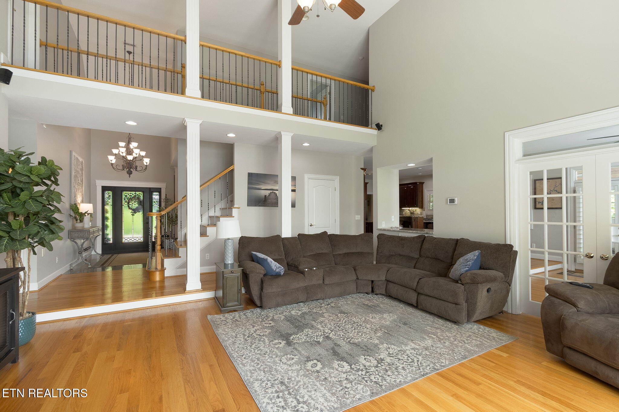 Spring City, Tennessee, 37381, United States, 3 Bedrooms Bedrooms, ,5 BathroomsBathrooms,Residential,For Sale,1900794