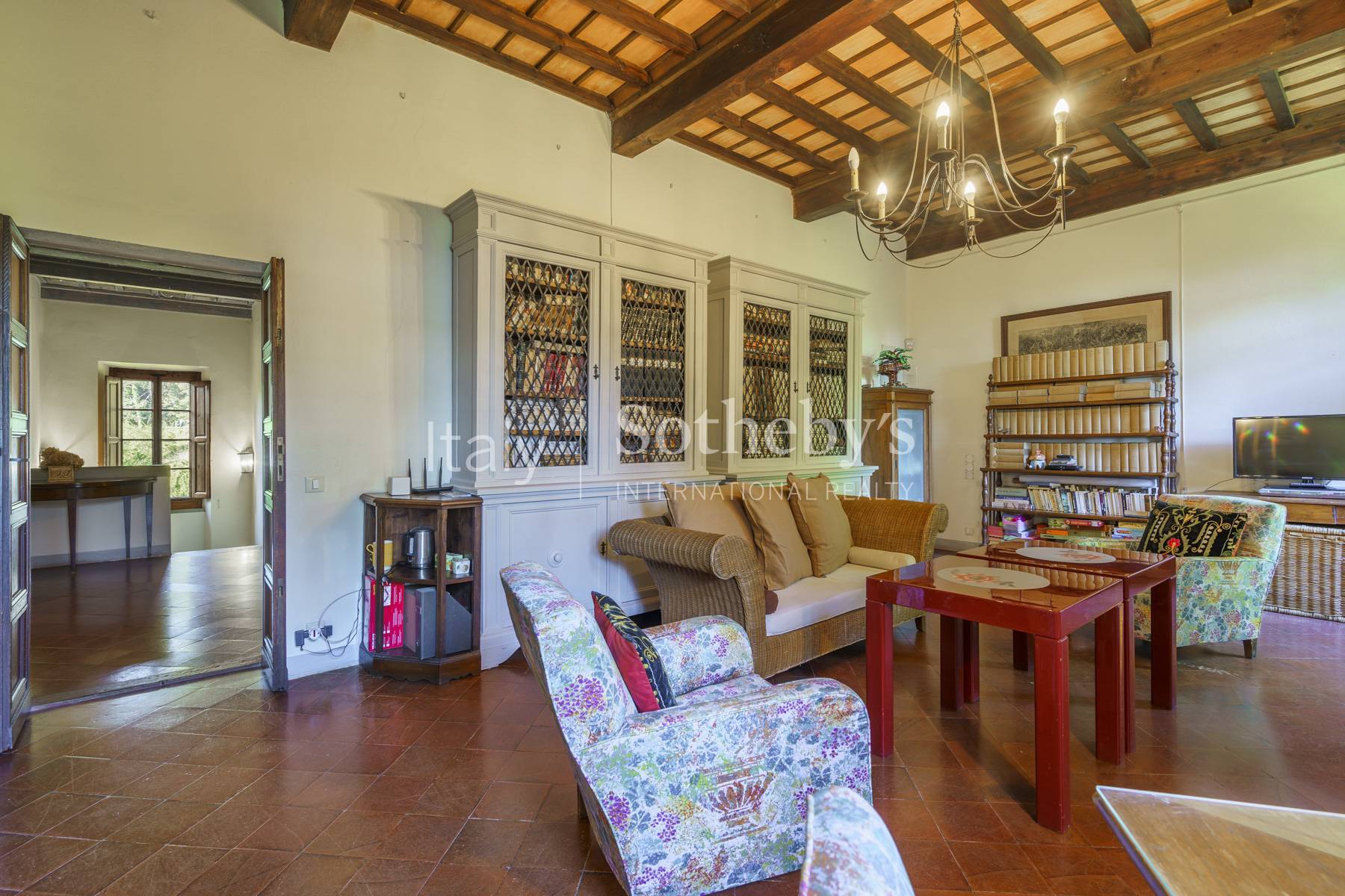  Prestigious estate with private pool - 物件實景