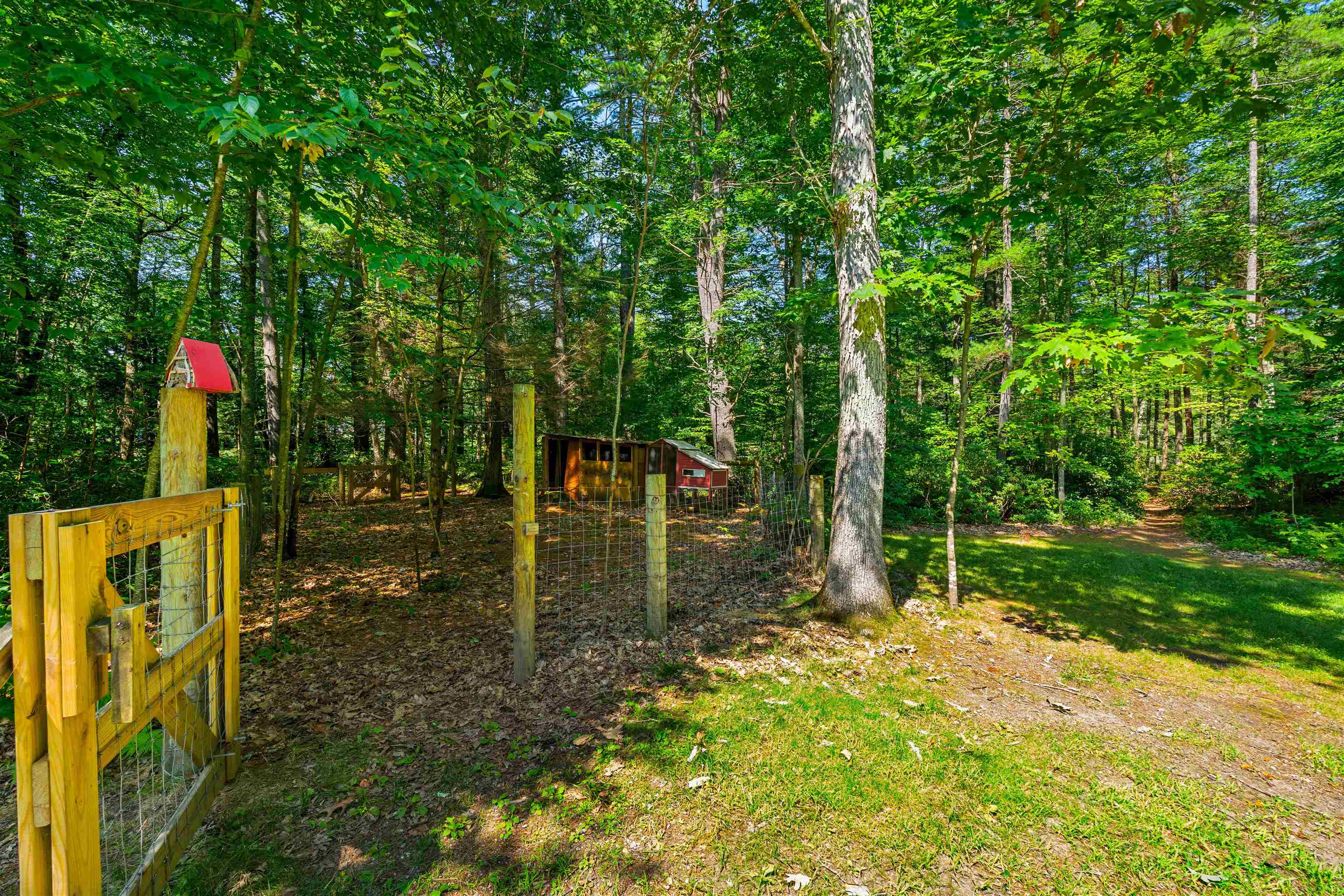 Hollis, New Hampshire, 03049, United States, 3 Bedrooms Bedrooms, ,3 BathroomsBathrooms,Residential,For Sale,1907073
