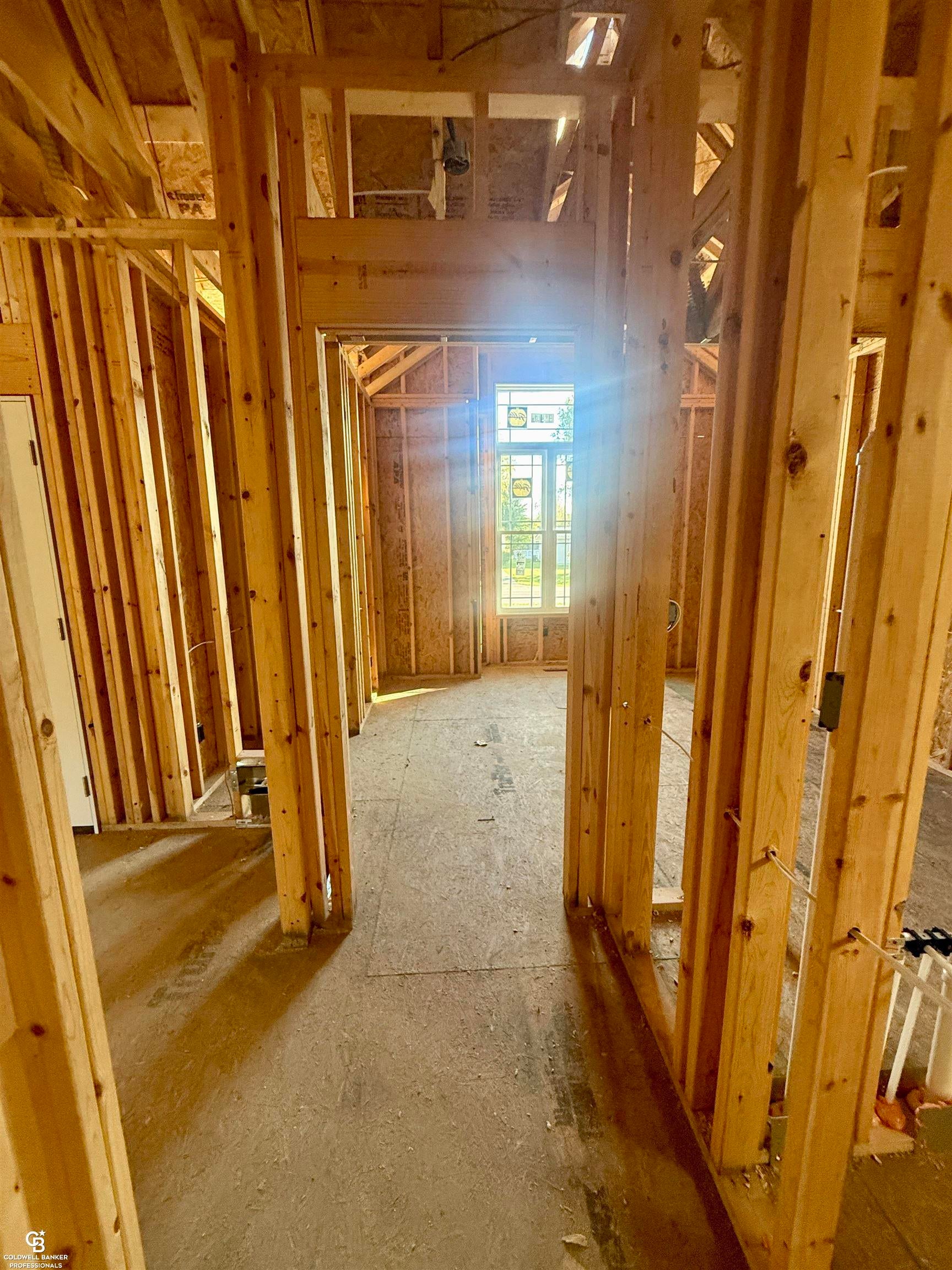 Saint Clair, Michigan, 48079, United States, 5 Bedrooms Bedrooms, ,3 BathroomsBathrooms,Residential,For Sale,1868315