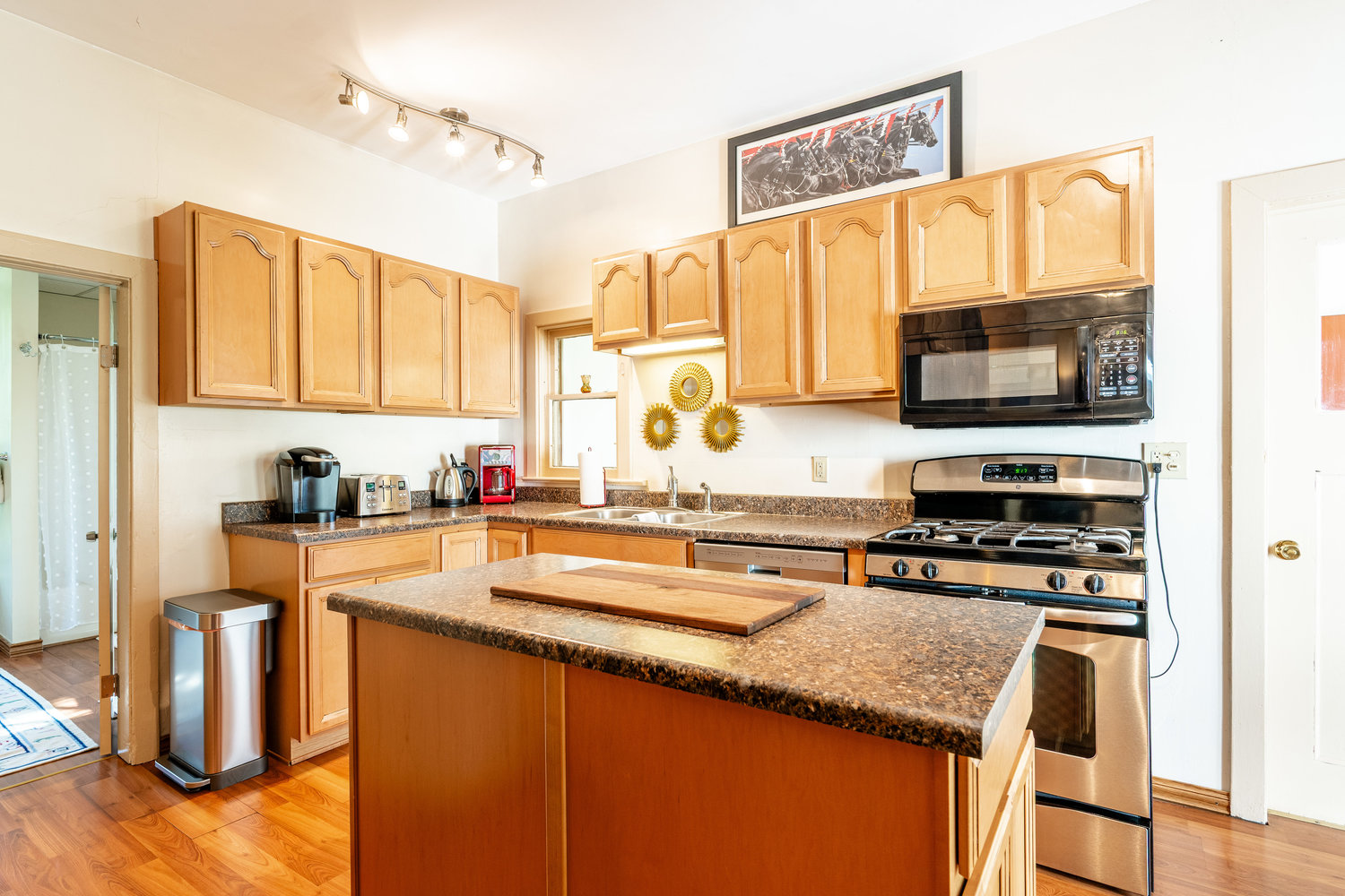 Big Horn, Wyoming, 82833, United States, ,Residential,For Sale,1887054