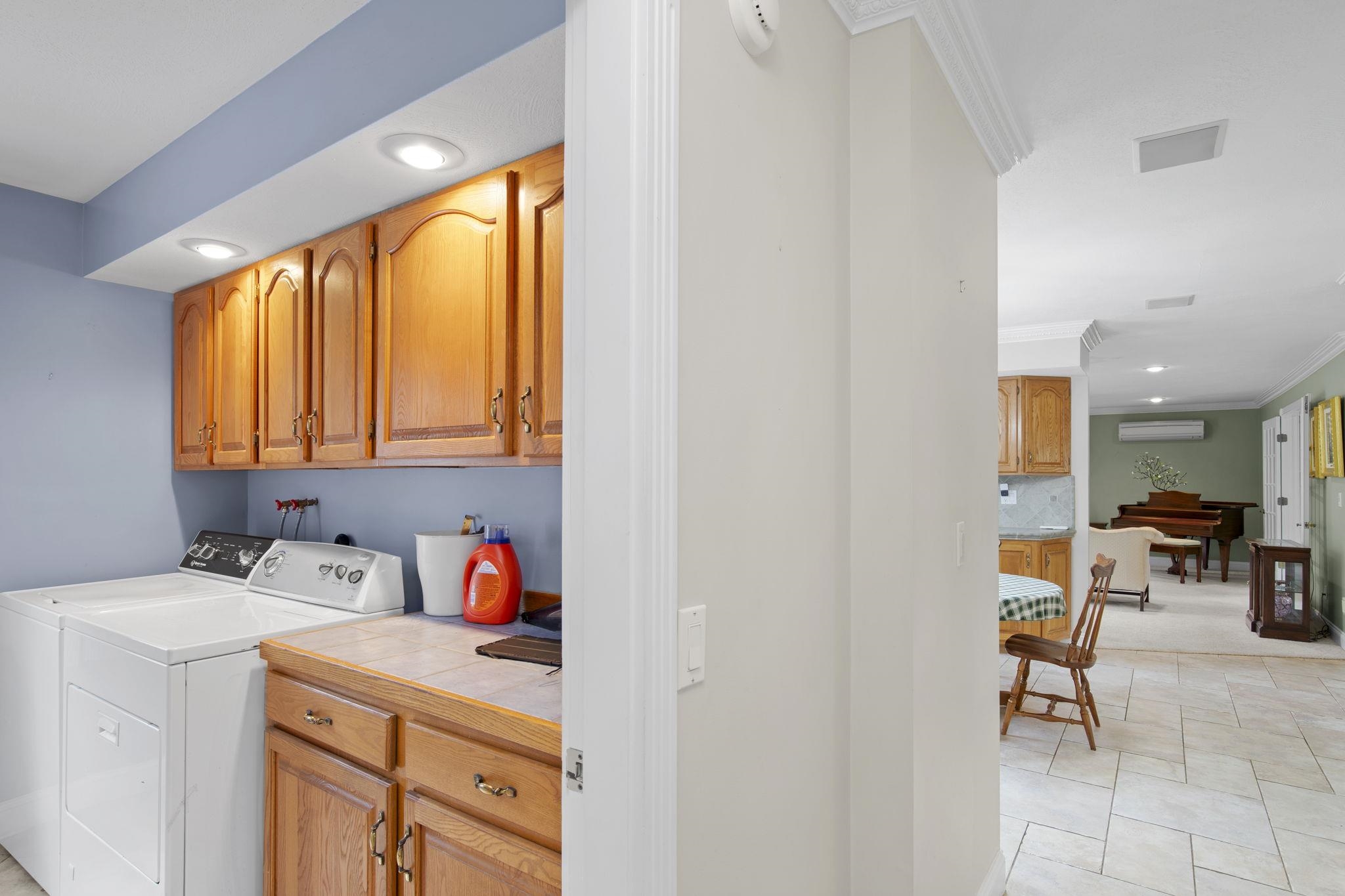 Rochester, New Hampshire, 03867, United States, 4 Bedrooms Bedrooms, ,1 BathroomBathrooms,Residential,For Sale,1985747