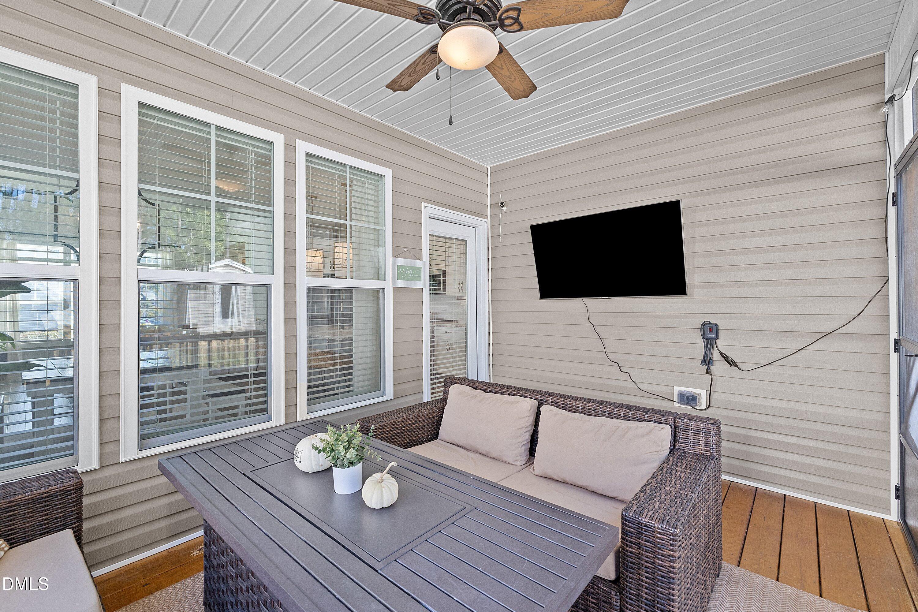 Youngsville, North Carolina, 27596, United States, 3 Bedrooms Bedrooms, ,3 BathroomsBathrooms,Residential,For Sale,1977975