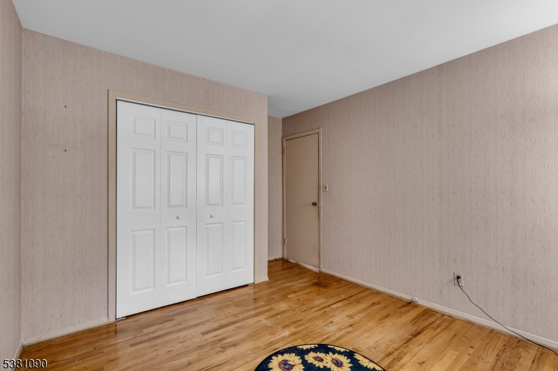 Bridgewater Twp., New Jersey, 08807, United States, 4 Bedrooms Bedrooms, ,3 BathroomsBathrooms,Residential,For Sale,1938544