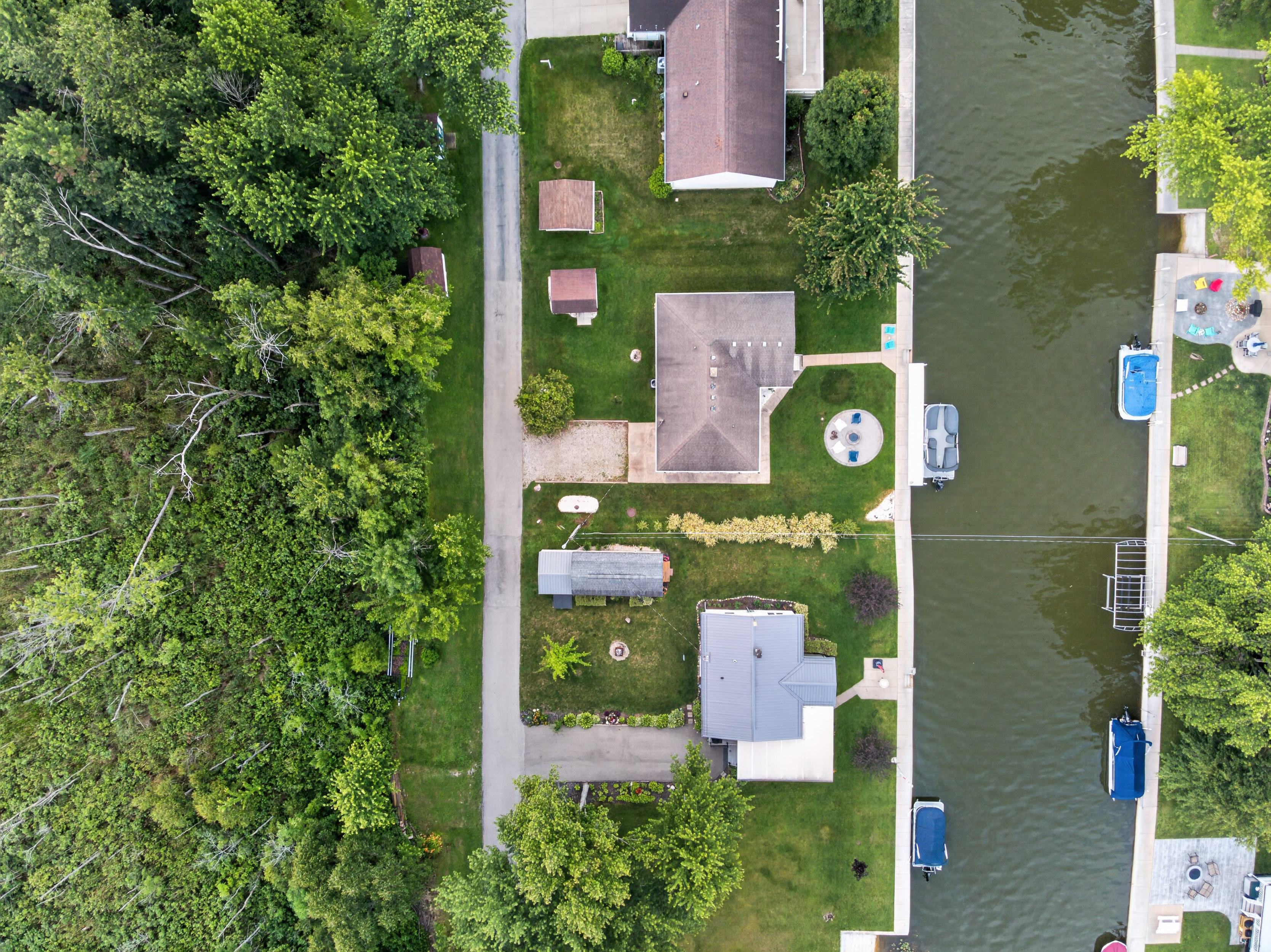  Beautifully Updated Waldron Lake Cottage - 物件實景