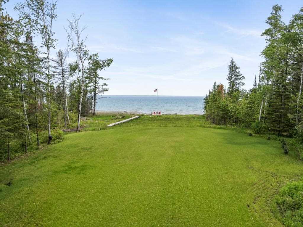 Cheboygan, Michigan, 49721, United States, 2 Bedrooms Bedrooms, ,1 BathroomBathrooms,Residential,For Sale,1856011