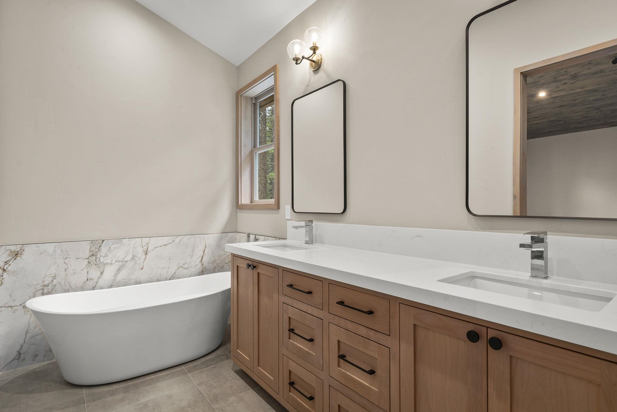 Tahoma, California, 96142, United States, 4 Bedrooms Bedrooms, ,3 BathroomsBathrooms,Residential,For Sale,1901154