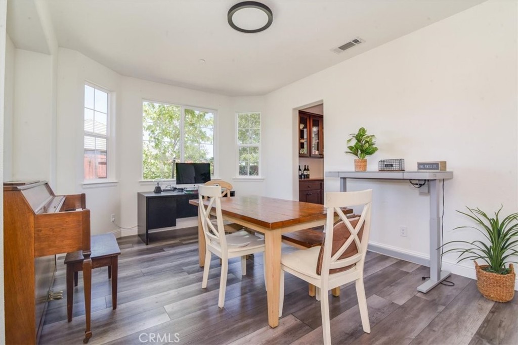 Lompoc, California, 93436, United States, 5 Bedrooms Bedrooms, ,4 BathroomsBathrooms,Residential,For Sale,1914342
