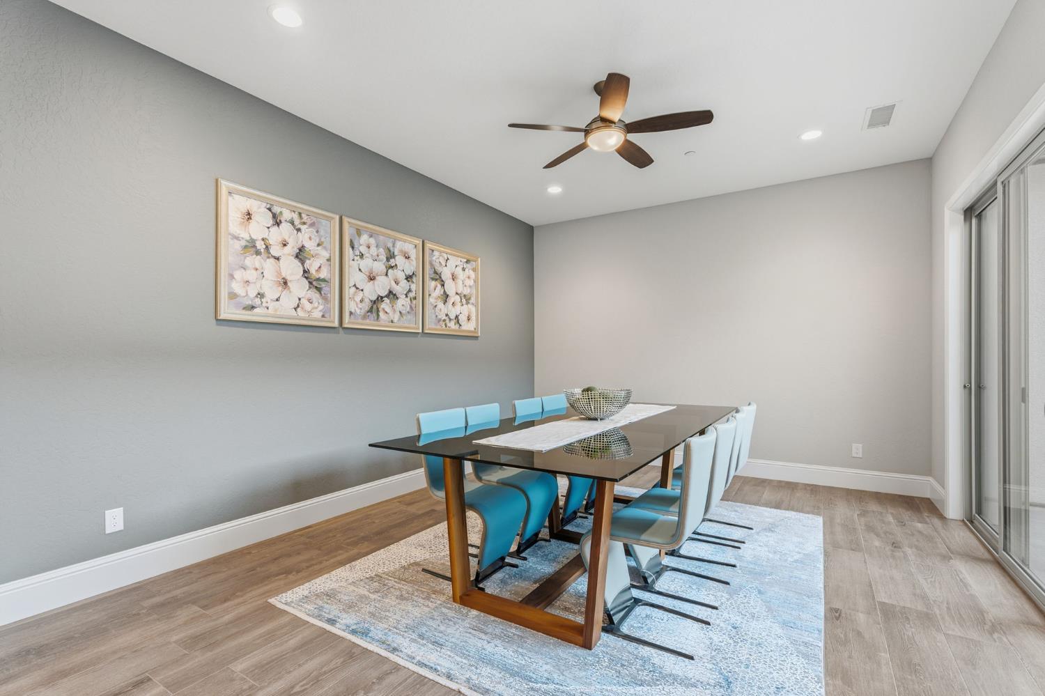 Clovis, California, 93619, United States, 4 Bedrooms Bedrooms, ,4 BathroomsBathrooms,Residential,For Sale,2010816