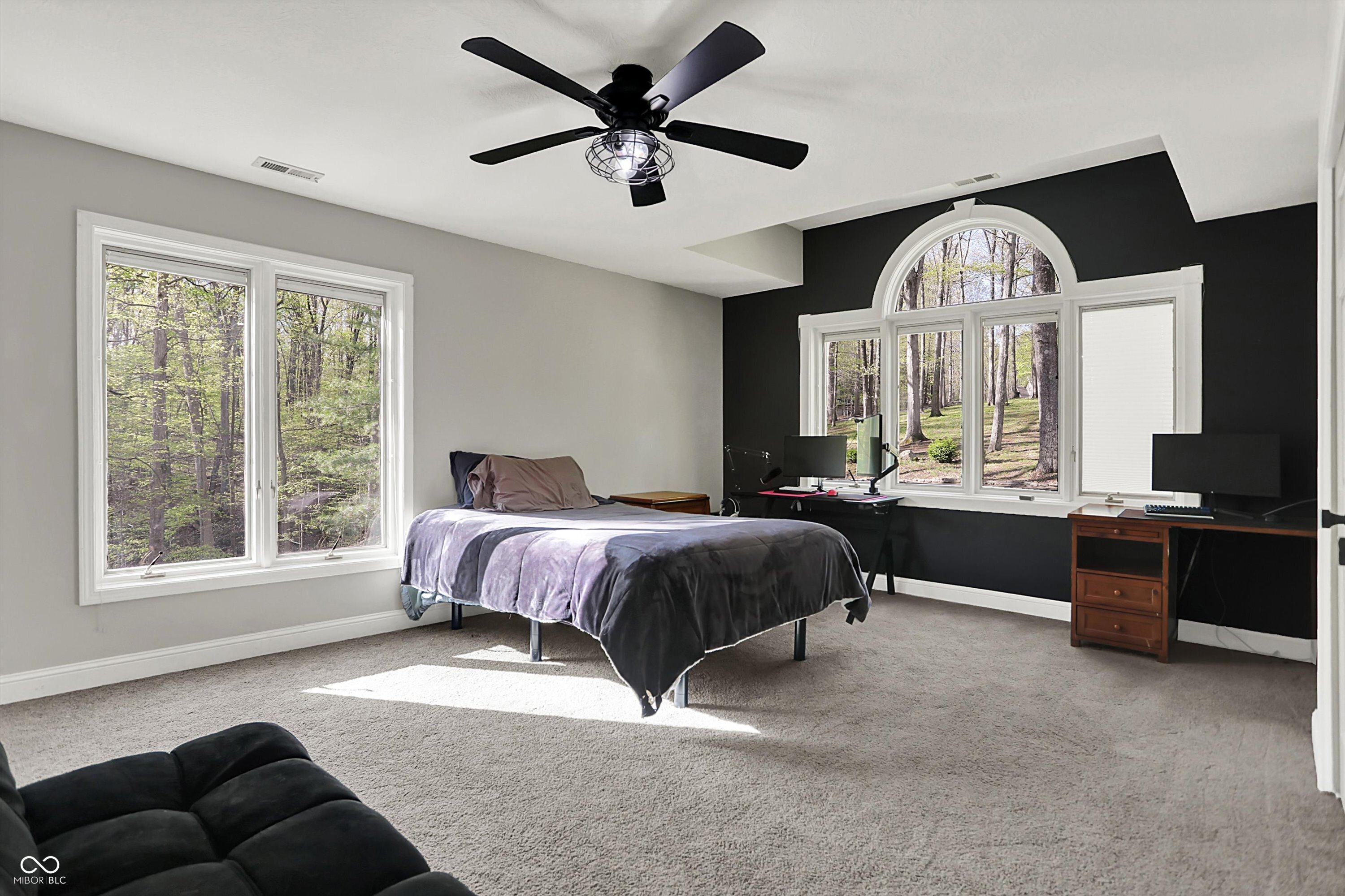 Trafalgar, Indiana, 46181, United States, 4 Bedrooms Bedrooms, ,4 BathroomsBathrooms,Residential,For Sale,1981773