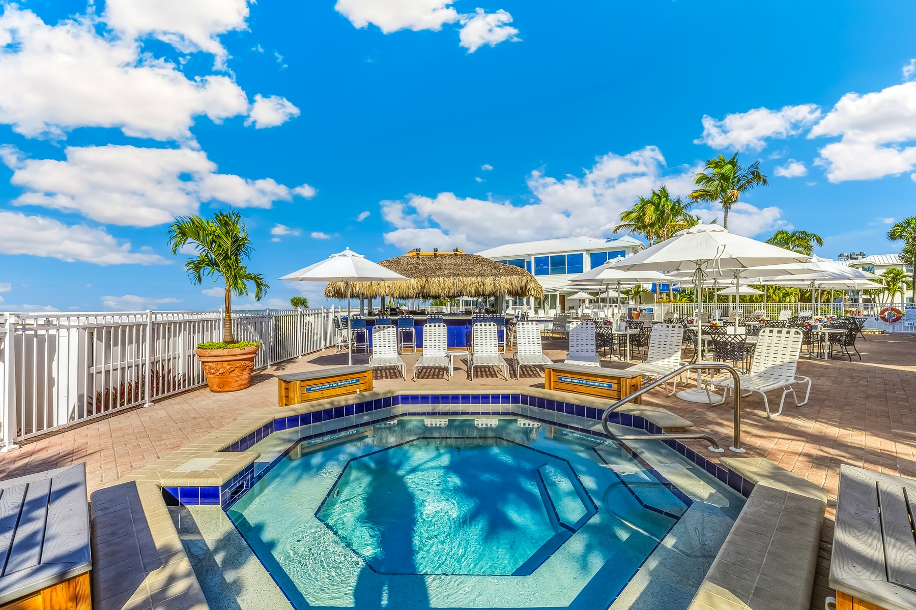  5850 Gasparilla Road Unit # M4 - 物件實景