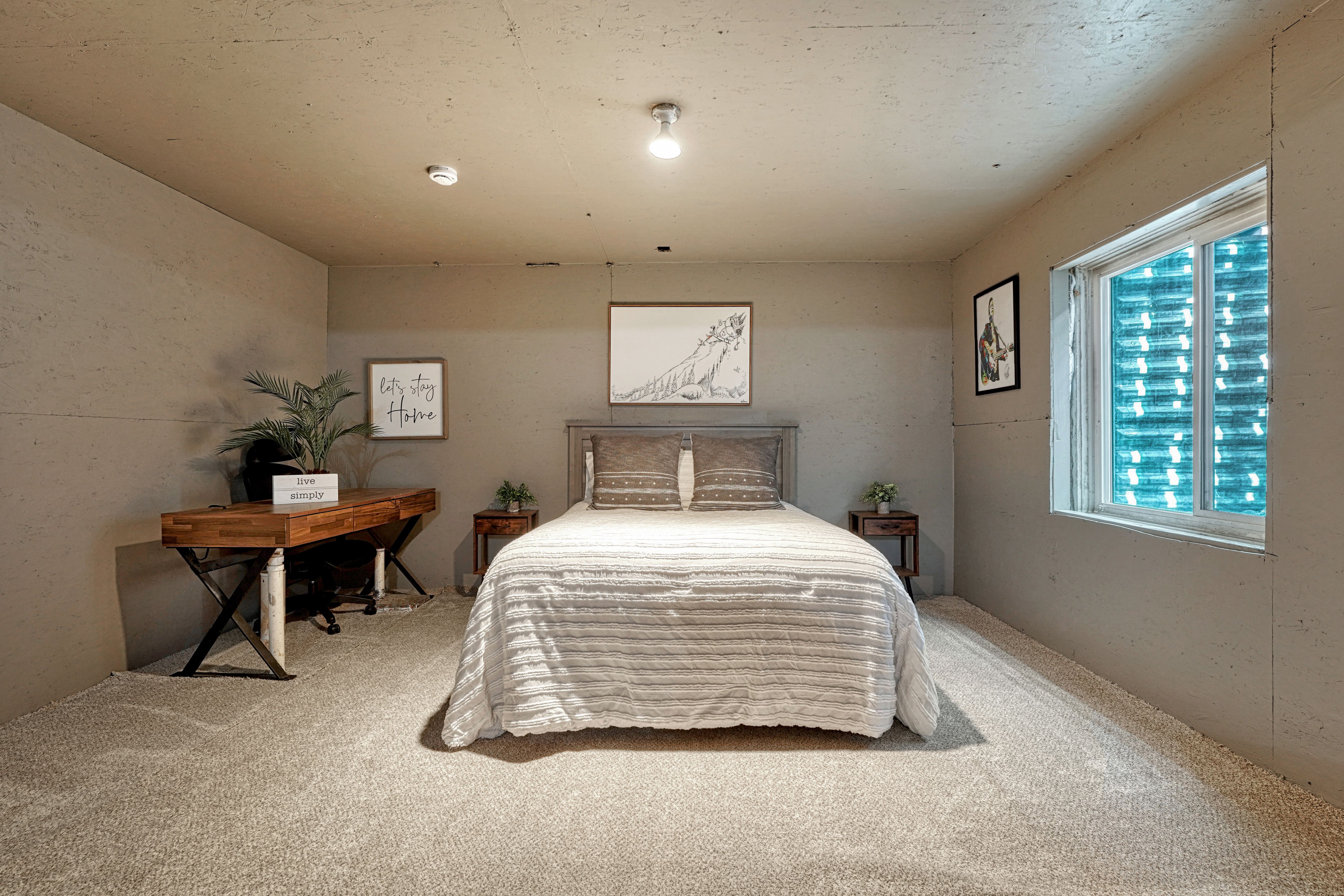  Exceptionally Updated Residence in The Meadows at Lorson Ranch - 物件實景