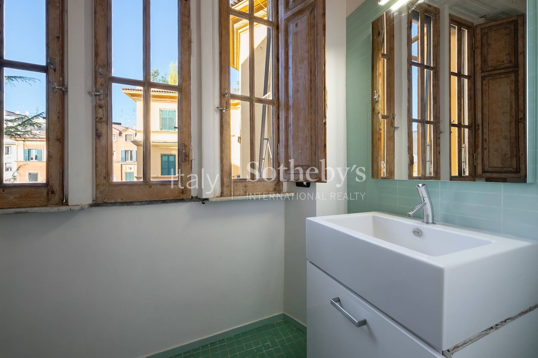  Elegant Liberty-Style Apartment on Via Monte Zebio - 物件實景