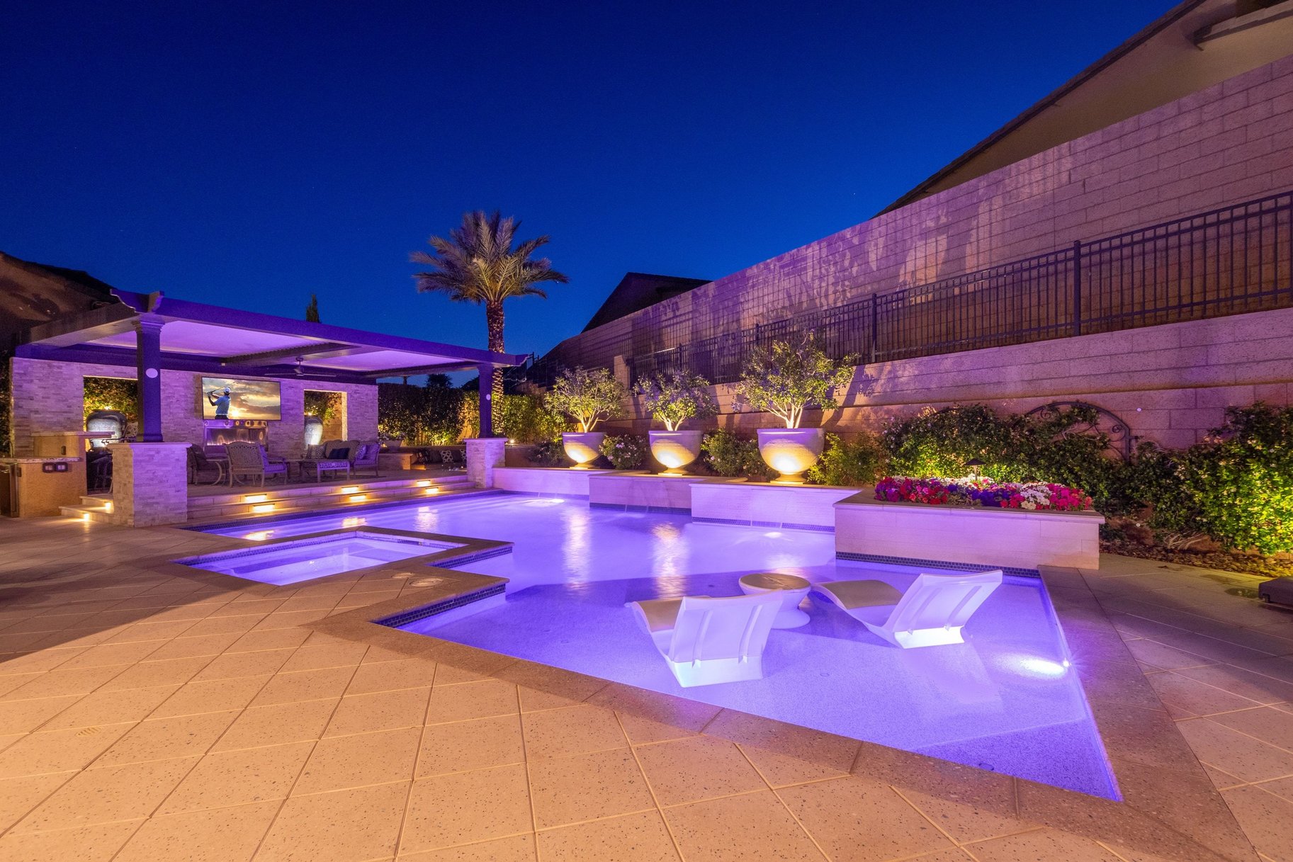  DESIGNER DREAM OASIS IN GATED LAKE LAS VEGAS, FURNISHED TURN-KEY - 物件實景