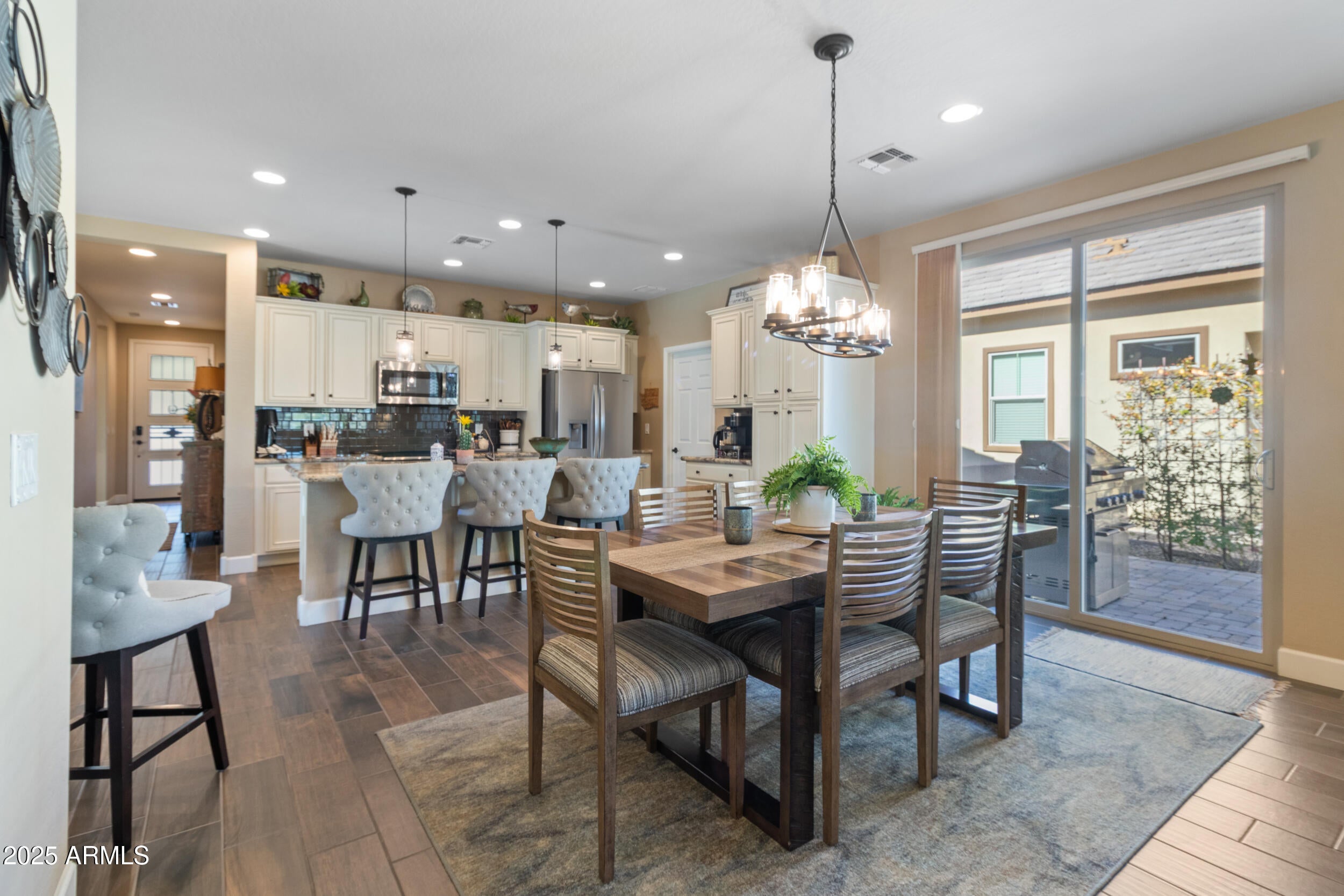 Wickenburg, Arizona, 85390, United States, 2 Bedrooms Bedrooms, ,3 BathroomsBathrooms,Residential,For Sale,2006351