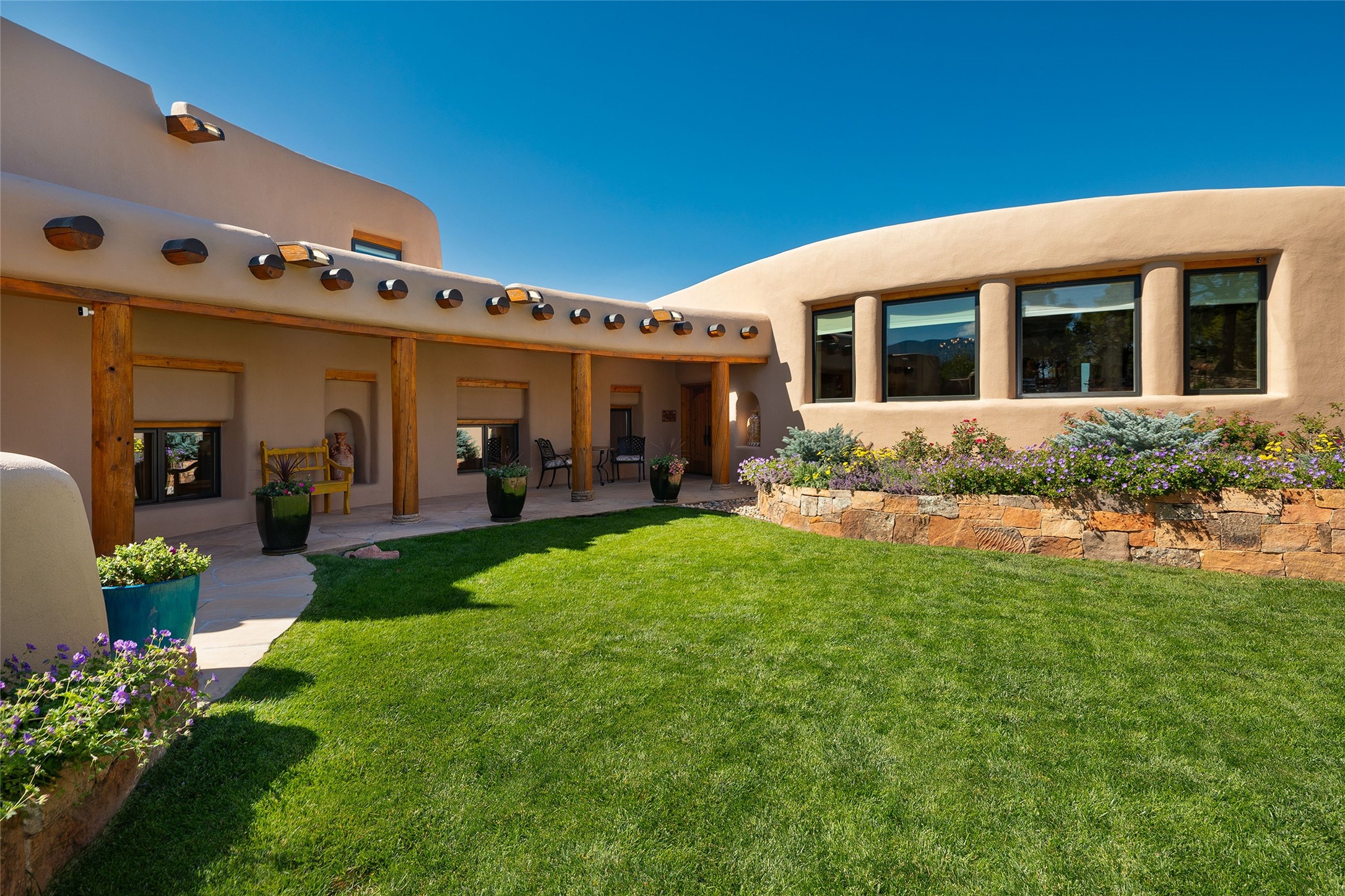  1233 N Summit Drive - 物件實景