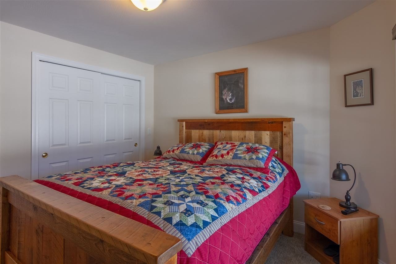 Lincoln, New Hampshire, 03251, United States, 5 Bedrooms Bedrooms, ,5 BathroomsBathrooms,Residential,For Sale,1978136