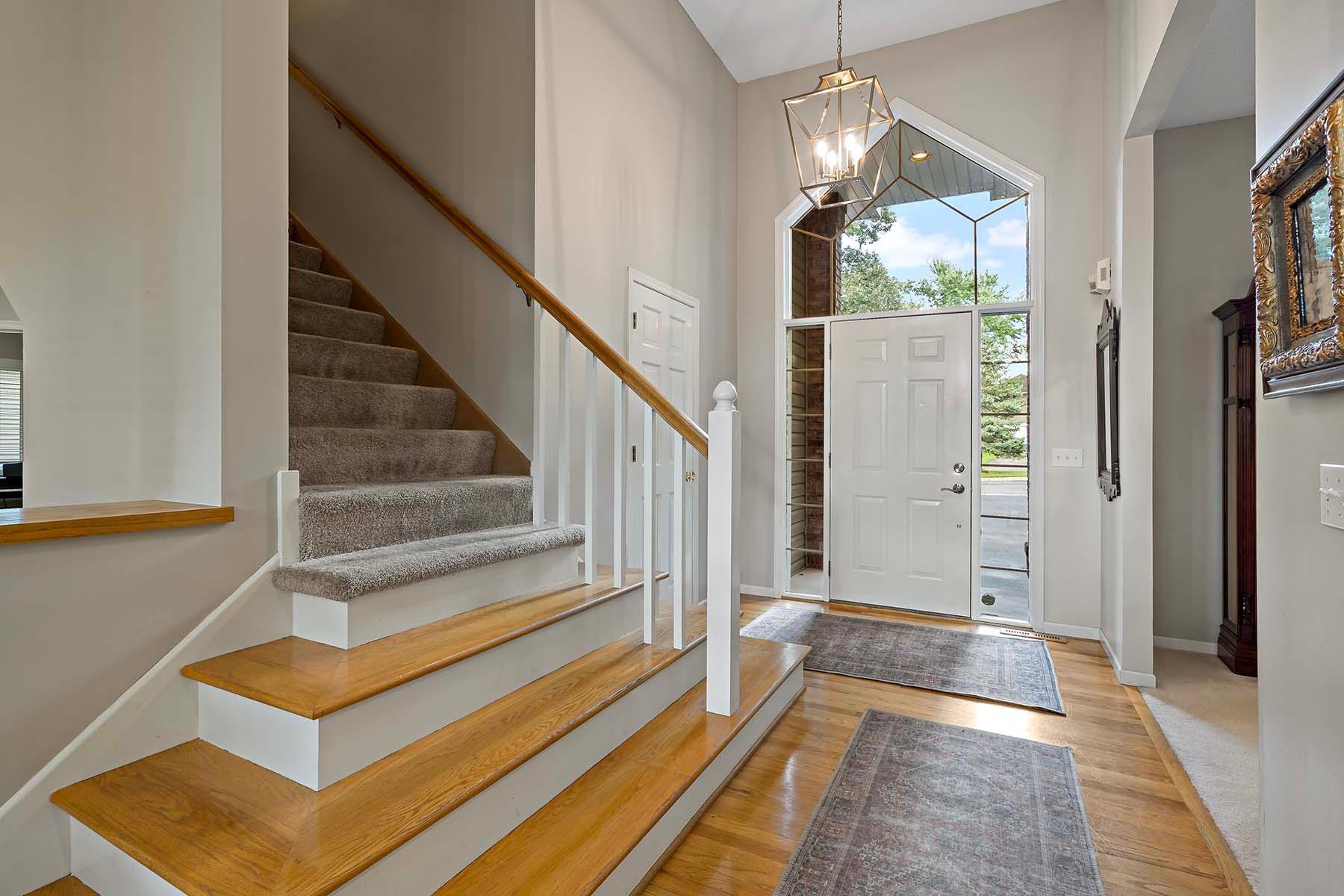 Burnsville, Minnesota, 55306, United States, 5 Bedrooms Bedrooms, ,3 BathroomsBathrooms,Residential,For Sale,1924663