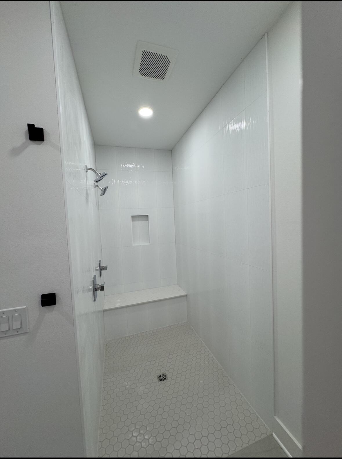 Navarre, Florida, 32566, United States, 4 Bedrooms Bedrooms, ,3 BathroomsBathrooms,Residential,For Sale,1951133