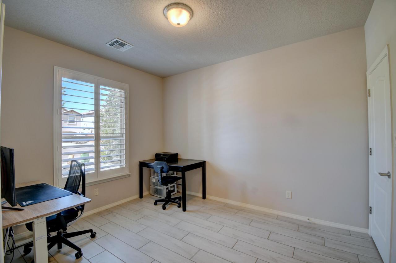 8612 LUNA VITA Court NE, Albuquerque, New Mexico, 87113, United States, 5 Bedrooms Bedrooms, ,3 BathroomsBathrooms,Residential,For Sale,8612 LUNA VITA Court NE,1616407