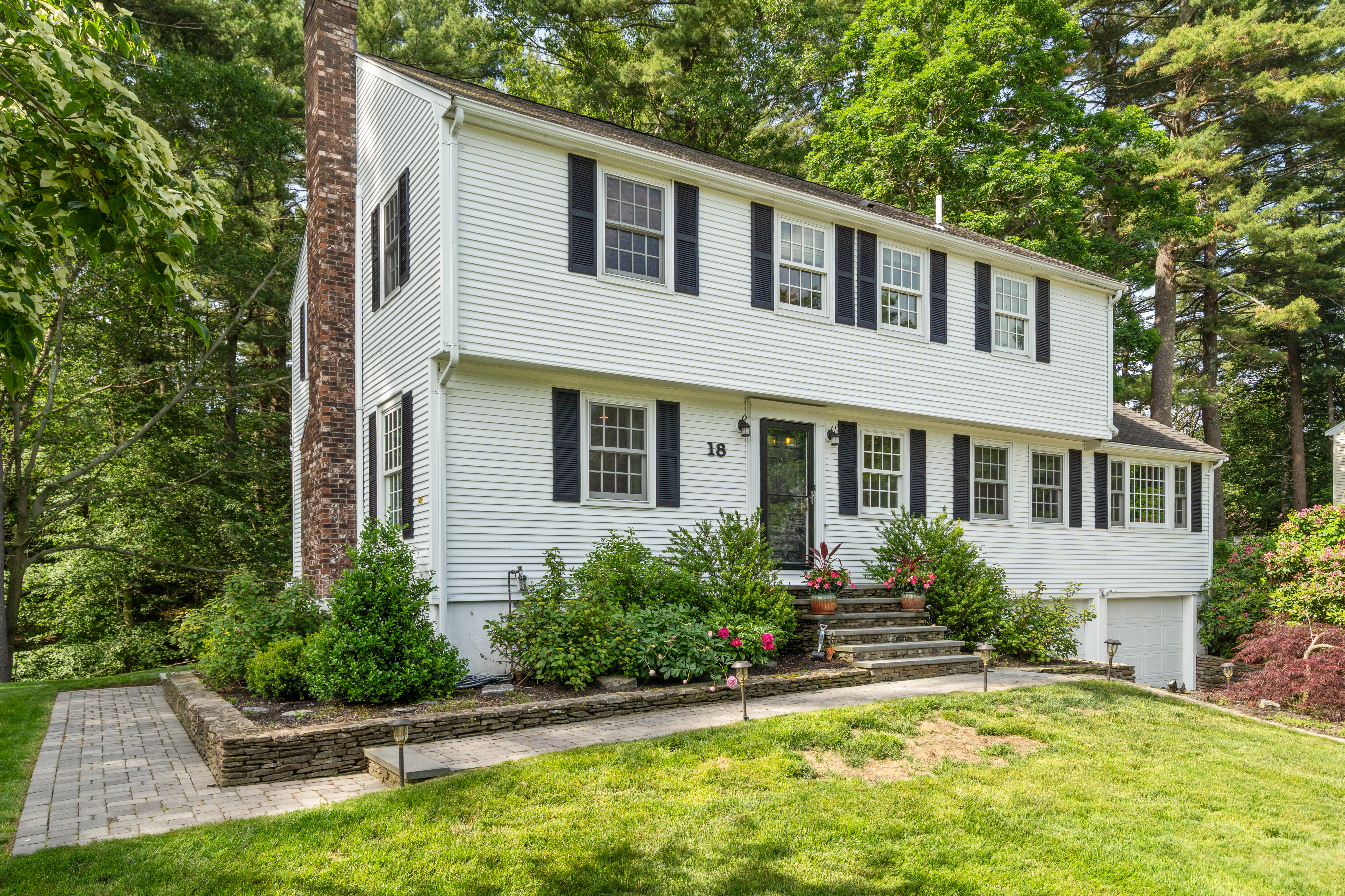  18 Hearthstone Cir, Wayland, MA, 01778 - 物件實景