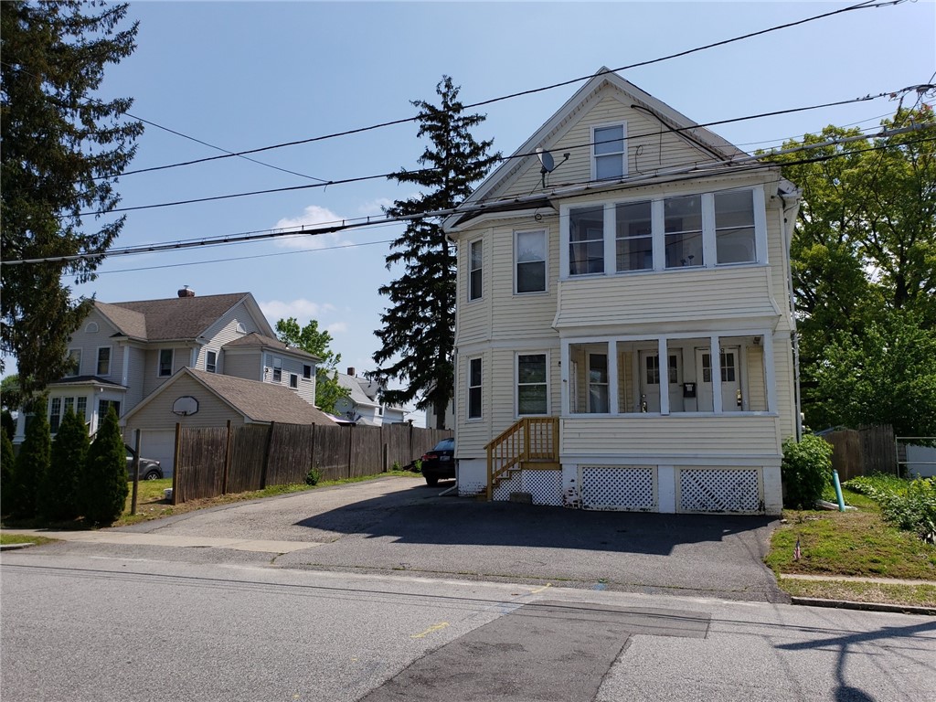 Cranston, Rhode Island, 02910, United States, 5 Bedrooms Bedrooms, ,3 BathroomsBathrooms,Residential,For Sale,1739415
