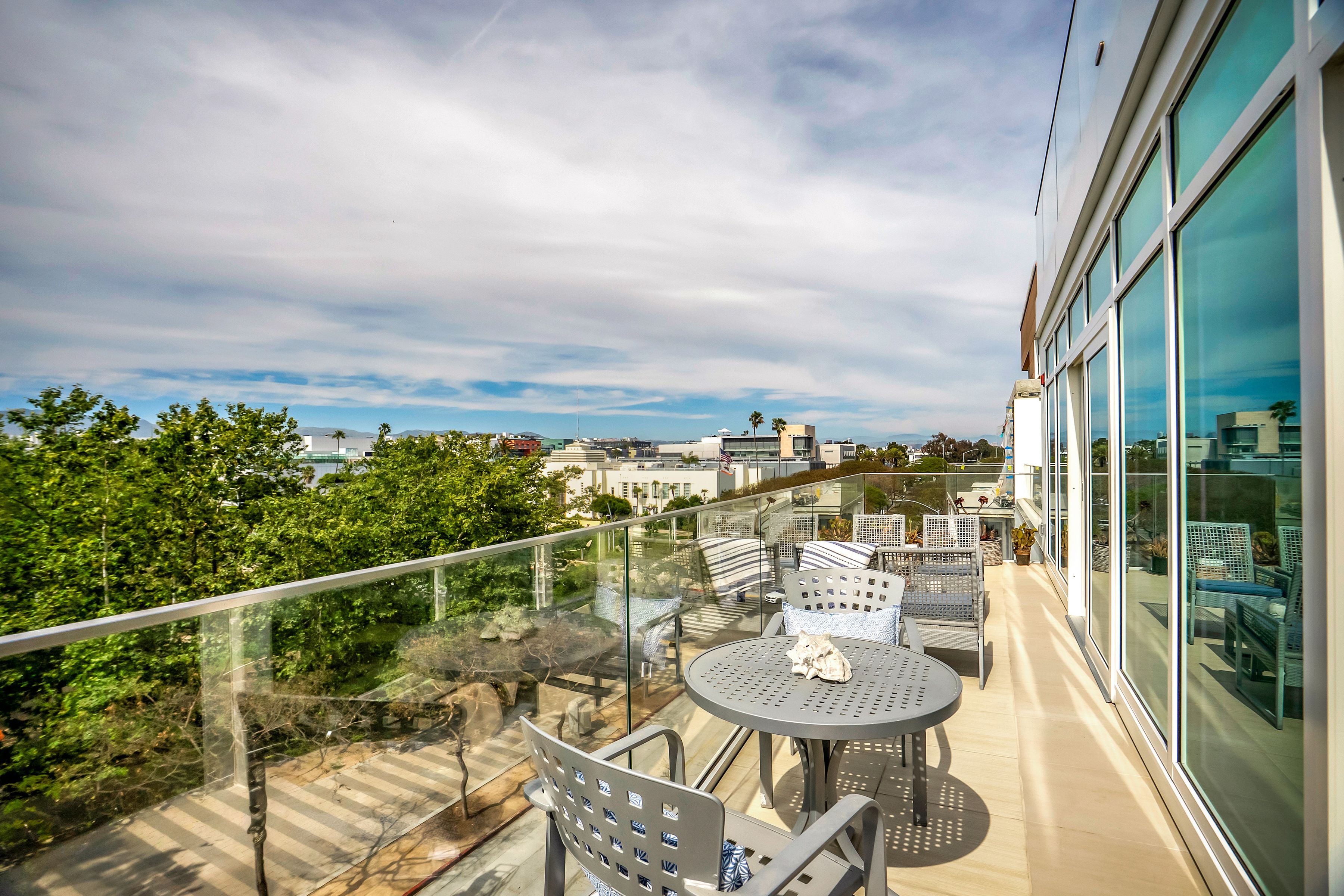  1705 Ocean Avenue, 508 - 物件實景