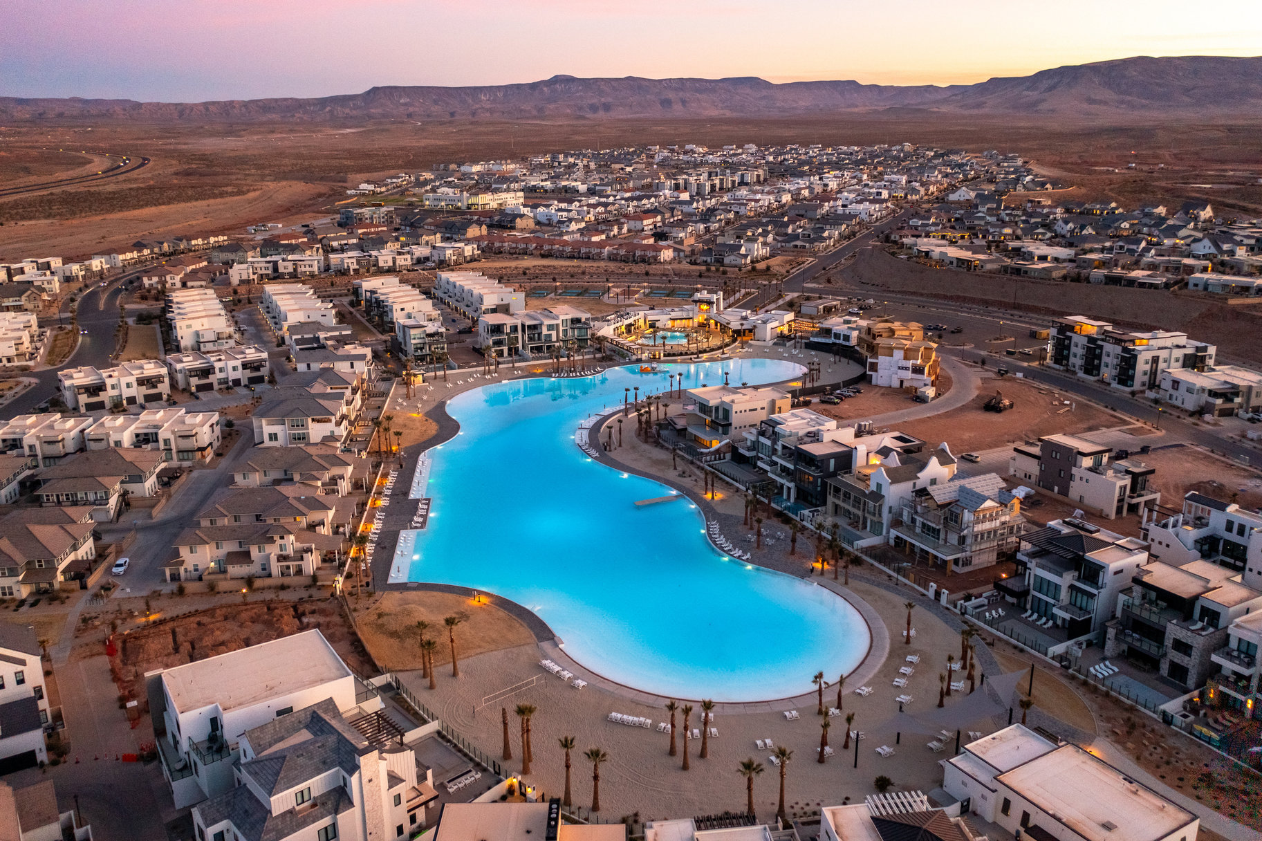  Short Term Rental Opportunity In Desert Color - 物件實景