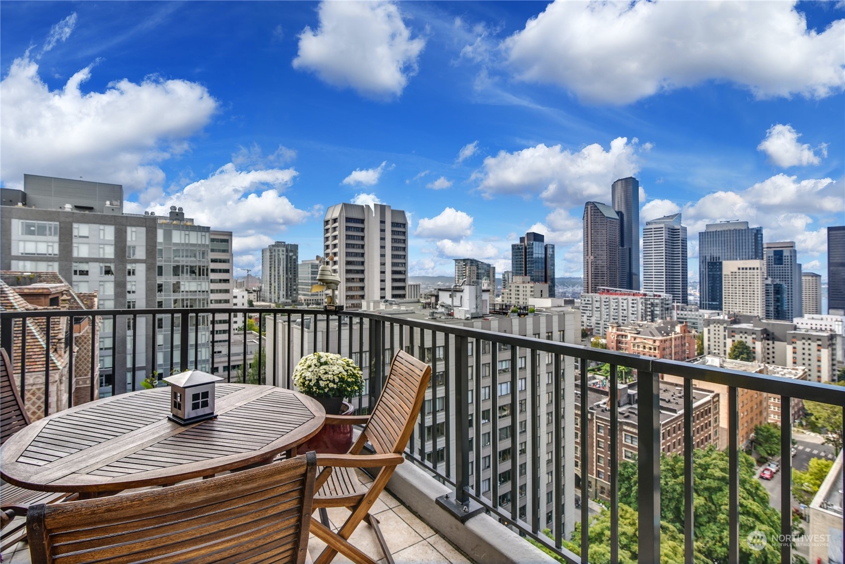 1120 Spring Street Unit 1604, Seattle, Washington, 98104, United States, 2 Bedrooms Bedrooms, ,2 BathroomsBathrooms,Residential,For Sale,1120 Spring Street Unit 1604,1539993