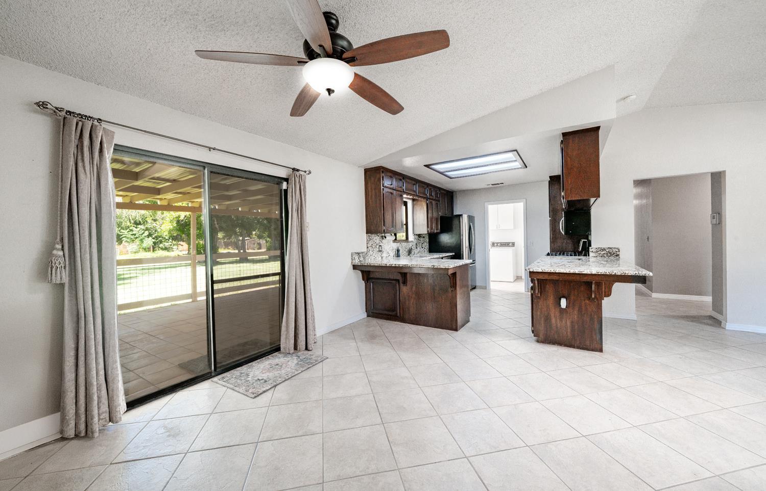 Madera, California, 93636, United States, 4 Bedrooms Bedrooms, ,3 BathroomsBathrooms,Residential,For Sale,1914186