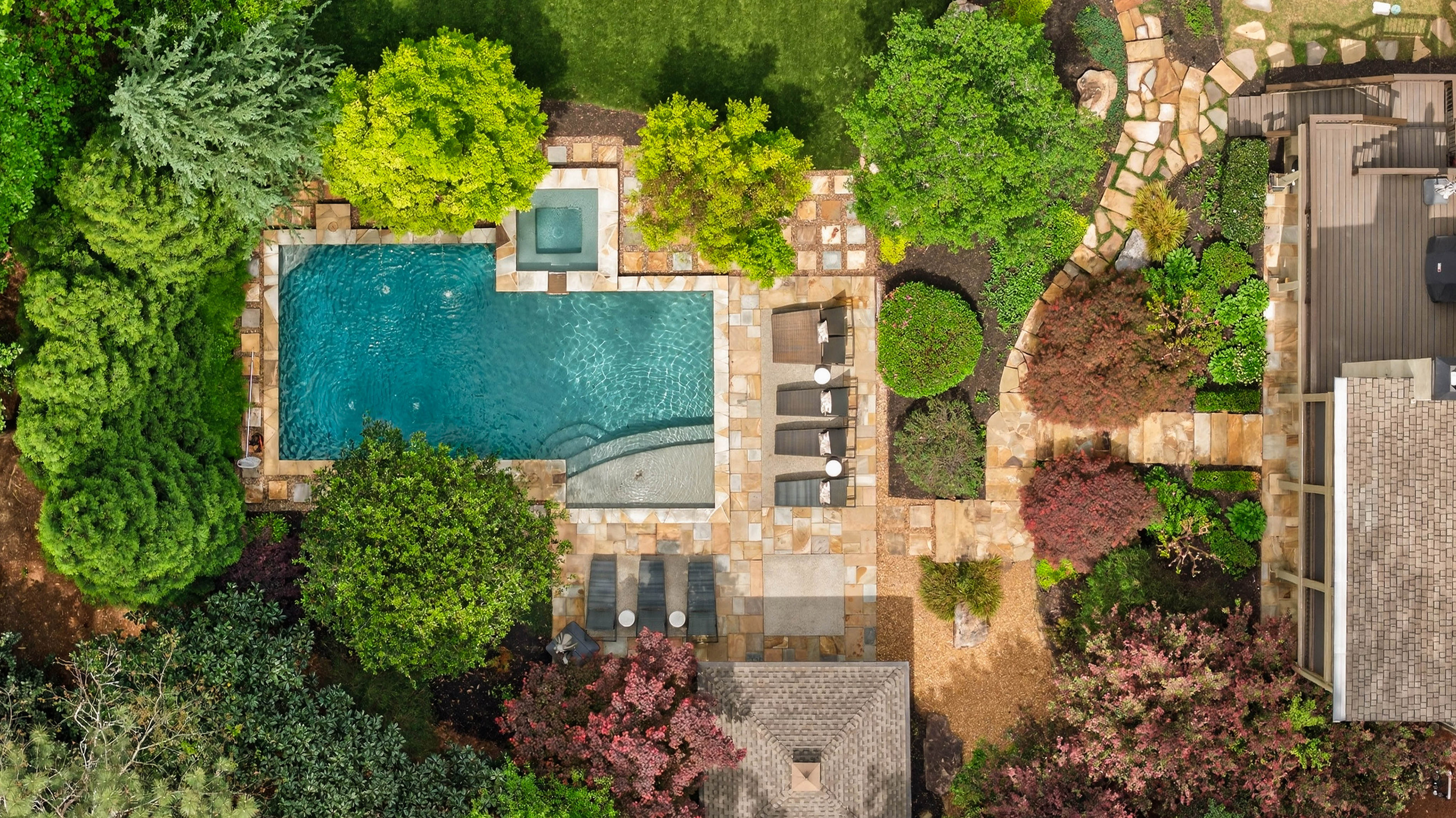  A Private, Resort-Caliber French Country Estate - 物件實景