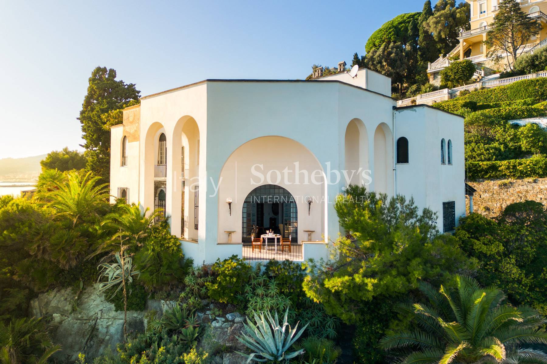  Elegant villa with private bay in Varazze - 物件實景