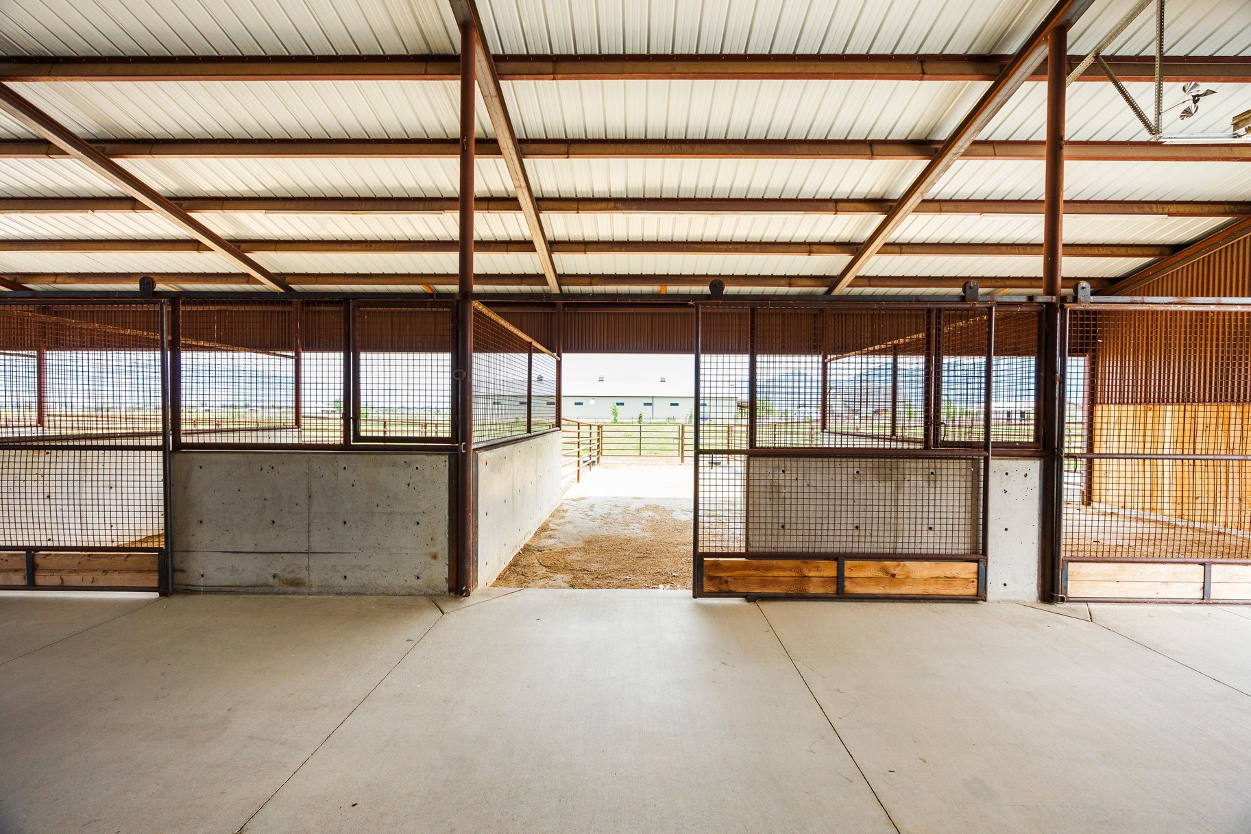  Refined Farmhouse Living with Professional Horse Facilities - 物件實景
