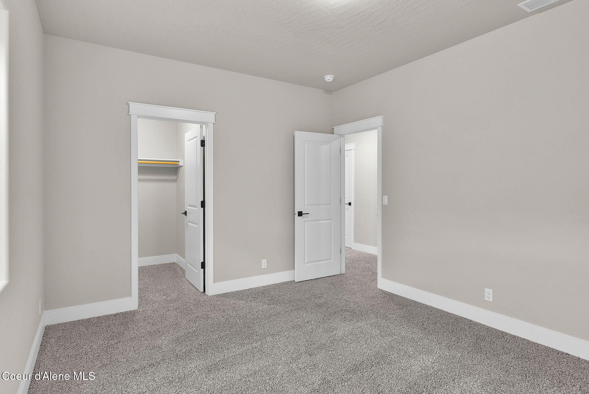 Rathdrum, Idaho, 83858, United States, 5 Bedrooms Bedrooms, ,1 BathroomBathrooms,Residential,For Sale,1989030