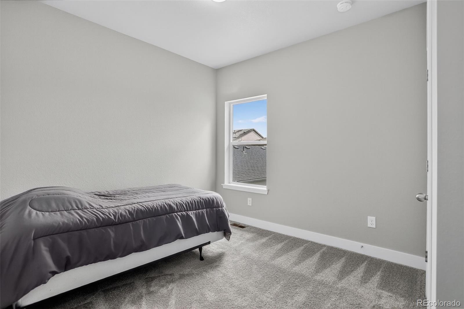 Aurora, Colorado, 80019, United States, 4 Bedrooms Bedrooms, ,3 BathroomsBathrooms,Residential,For Sale,1901325