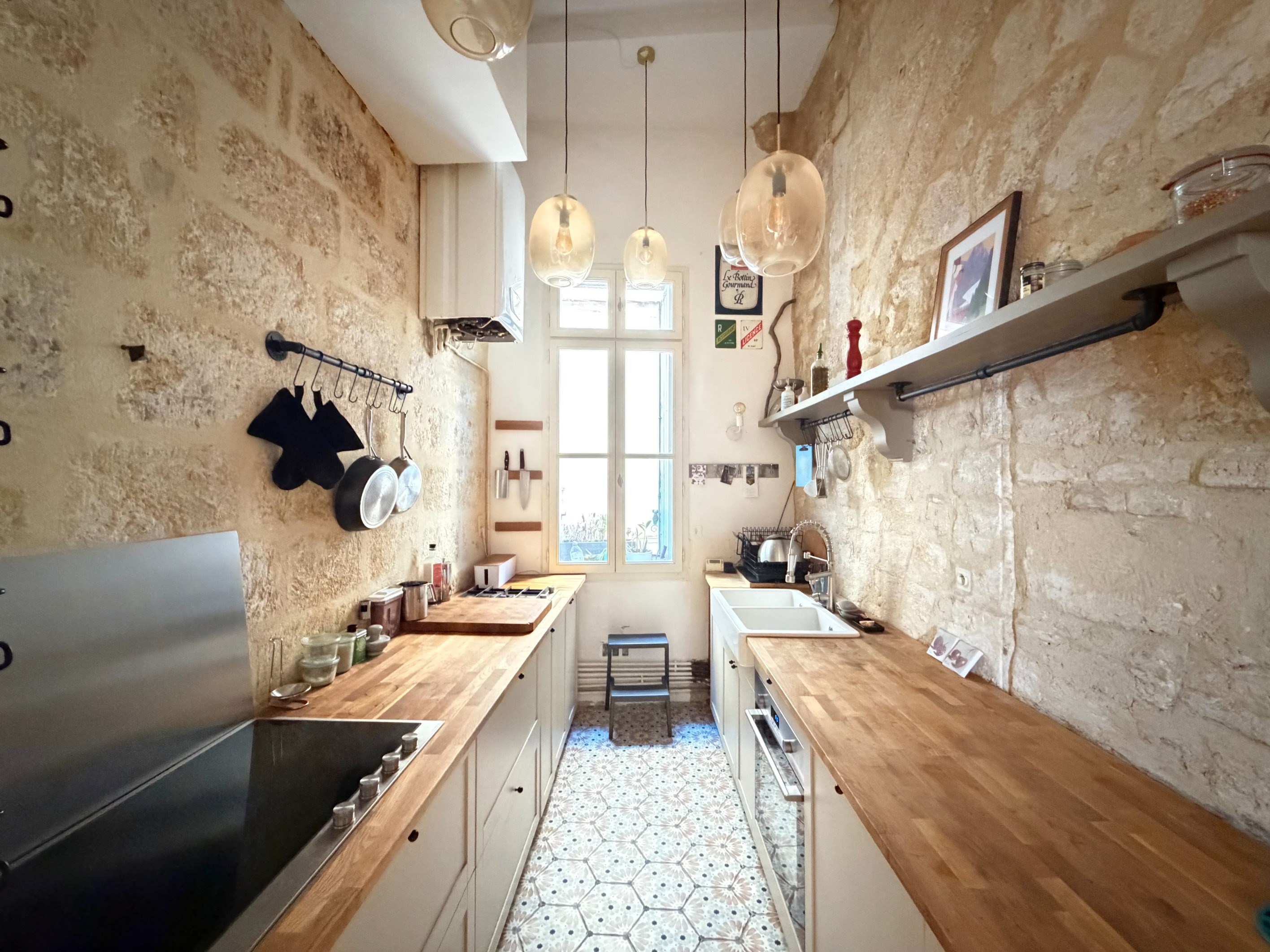 Typical Ecusson apartment with preserved character... - 物件實景