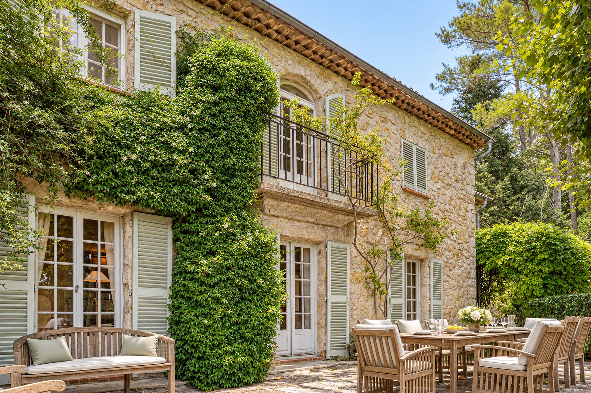  Châteauneuf-Grasse historic stone farmhouse estate with 3 hectares land, pool a… - 物件實景