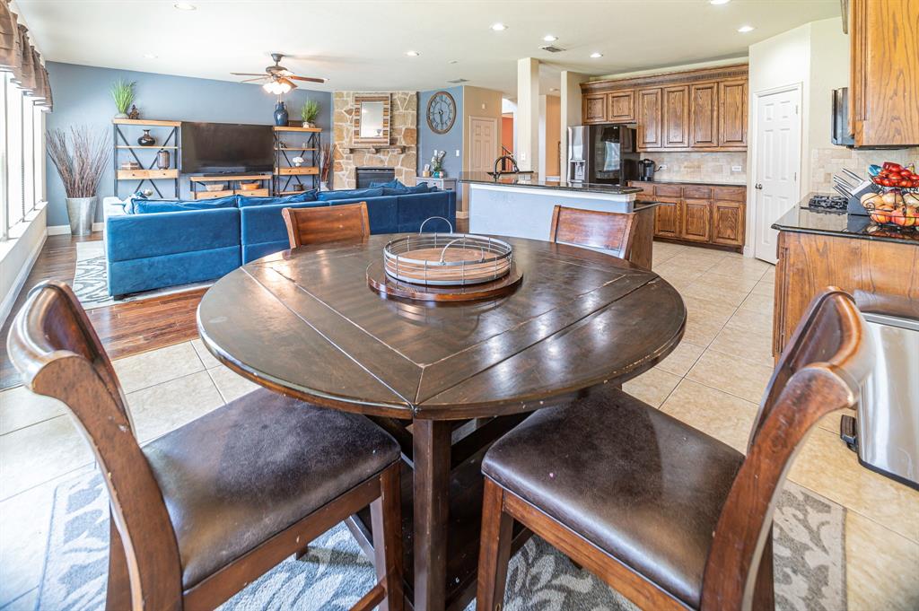 Grand Prairie, Texas, 75054, United States, 4 Bedrooms Bedrooms, ,3 BathroomsBathrooms,Residential,For Sale,1978921