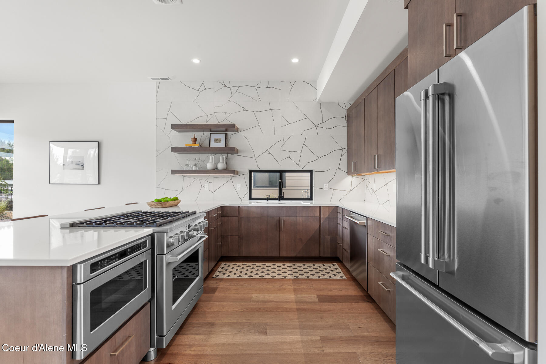 Coeur d'Alene, Idaho, 83815, United States, 2 Bedrooms Bedrooms, ,3 BathroomsBathrooms,Residential,For Sale,2006404