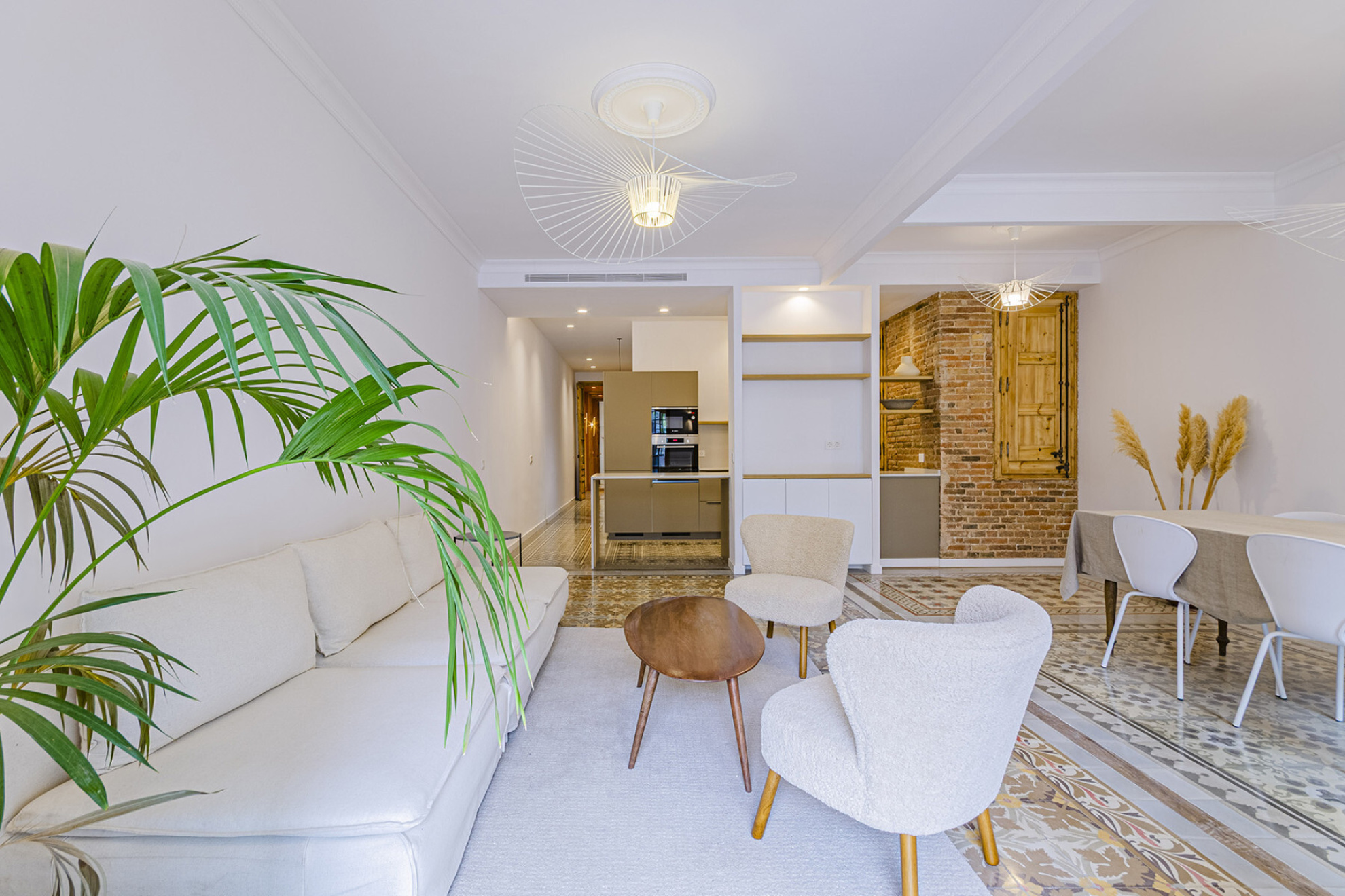  Renovated apartment with three bedrooms en suite with terrace in Eixample - 物件實景