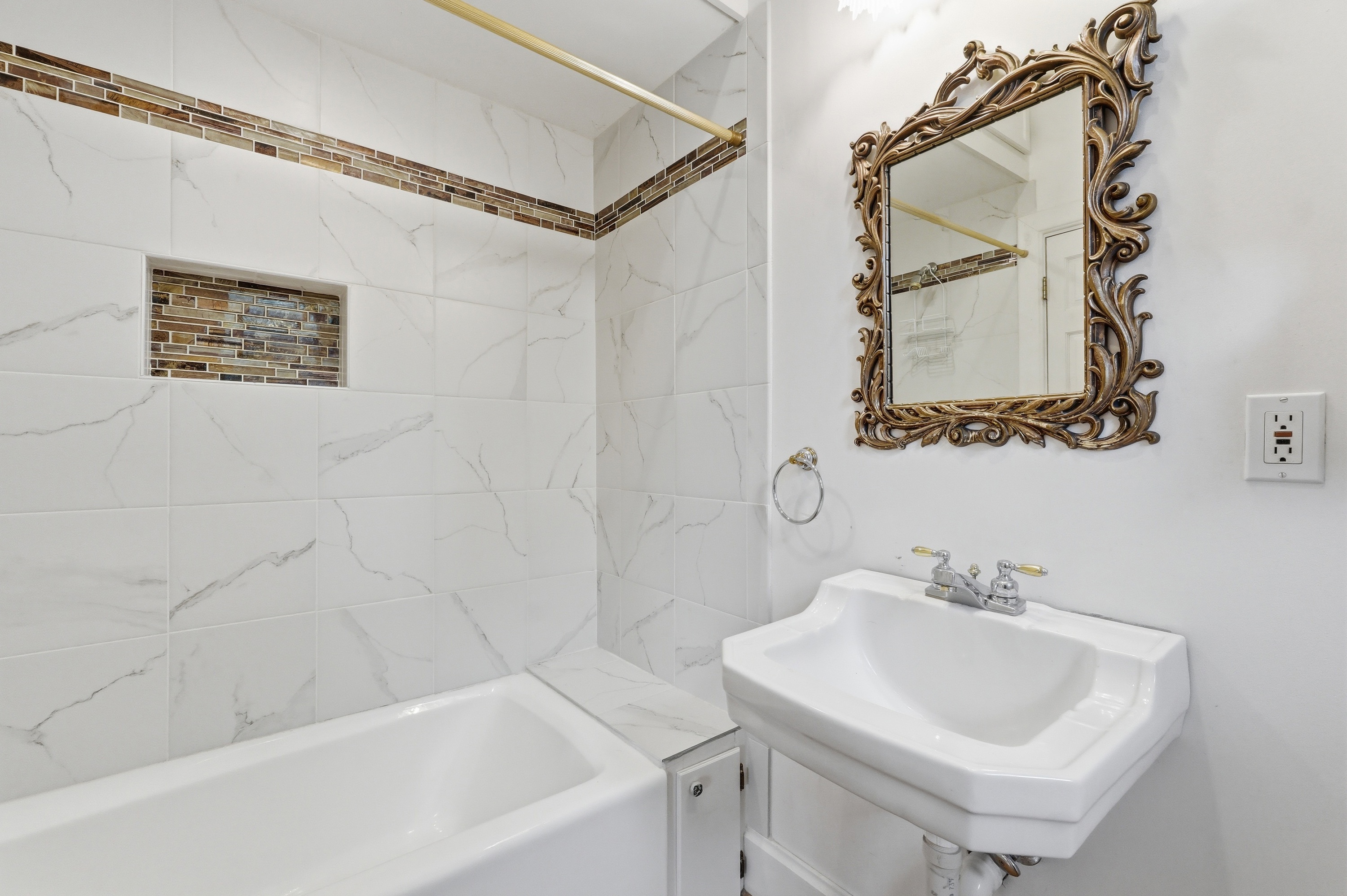  2037 Tyler Lane, Louisville, KY 40205 - 物件實景