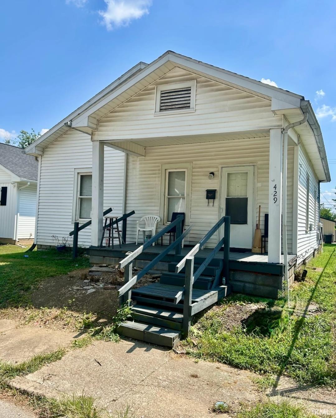 Taylor Ave, Evansville, IN 47713