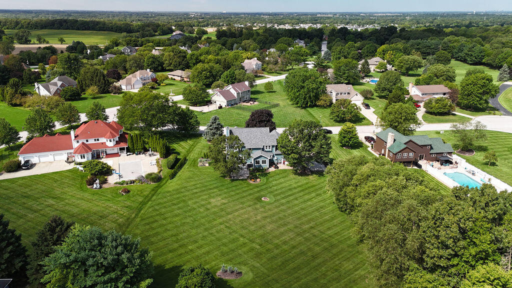 Valparaiso, Indiana, 46385, United States, 4 Bedrooms Bedrooms, ,3 BathroomsBathrooms,Residential,For Sale,1988266