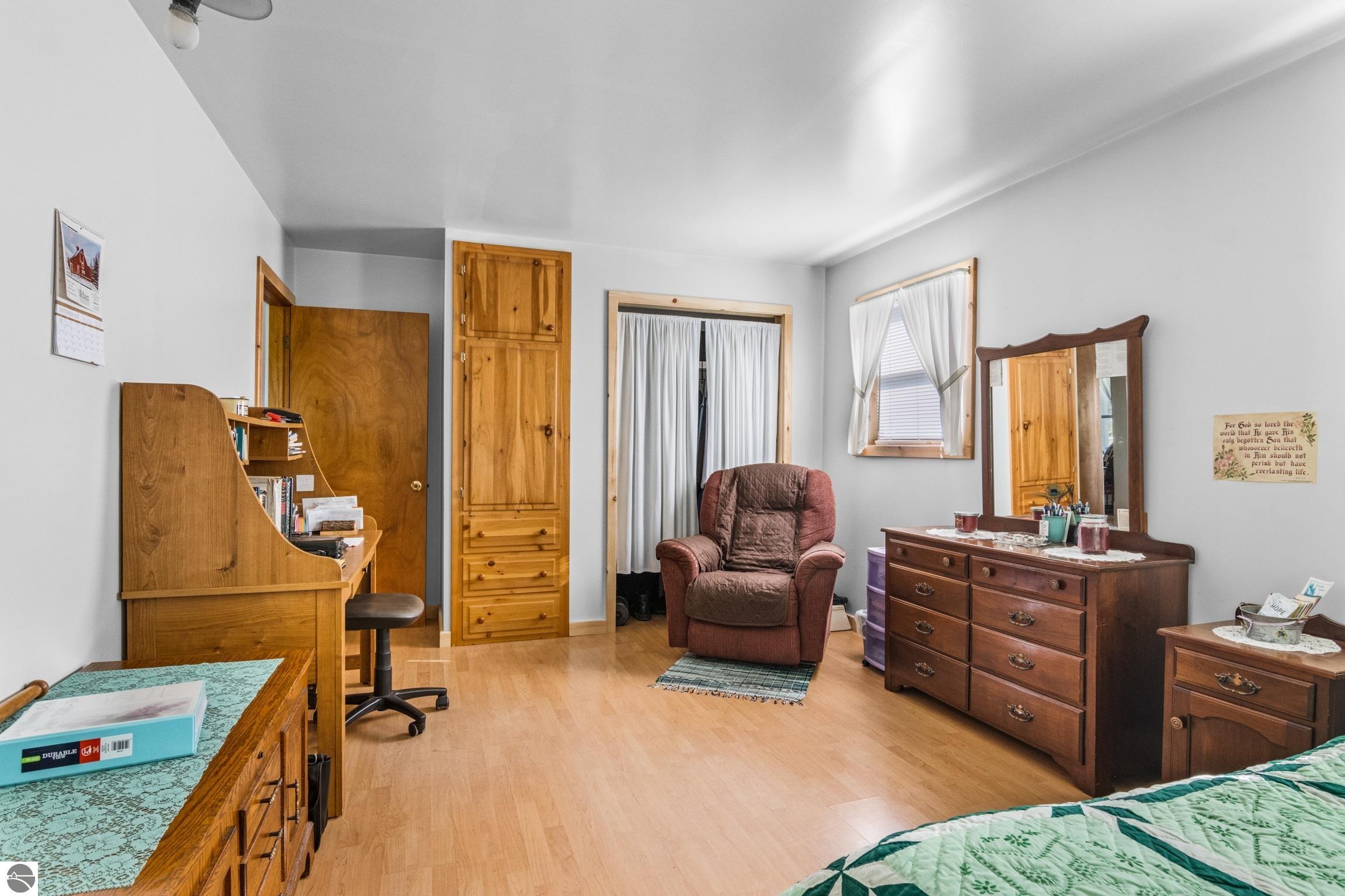 Leroy, Michigan, 49655-8142, United States, 5 Bedrooms Bedrooms, ,3 BathroomsBathrooms,Residential,For Sale,1949628