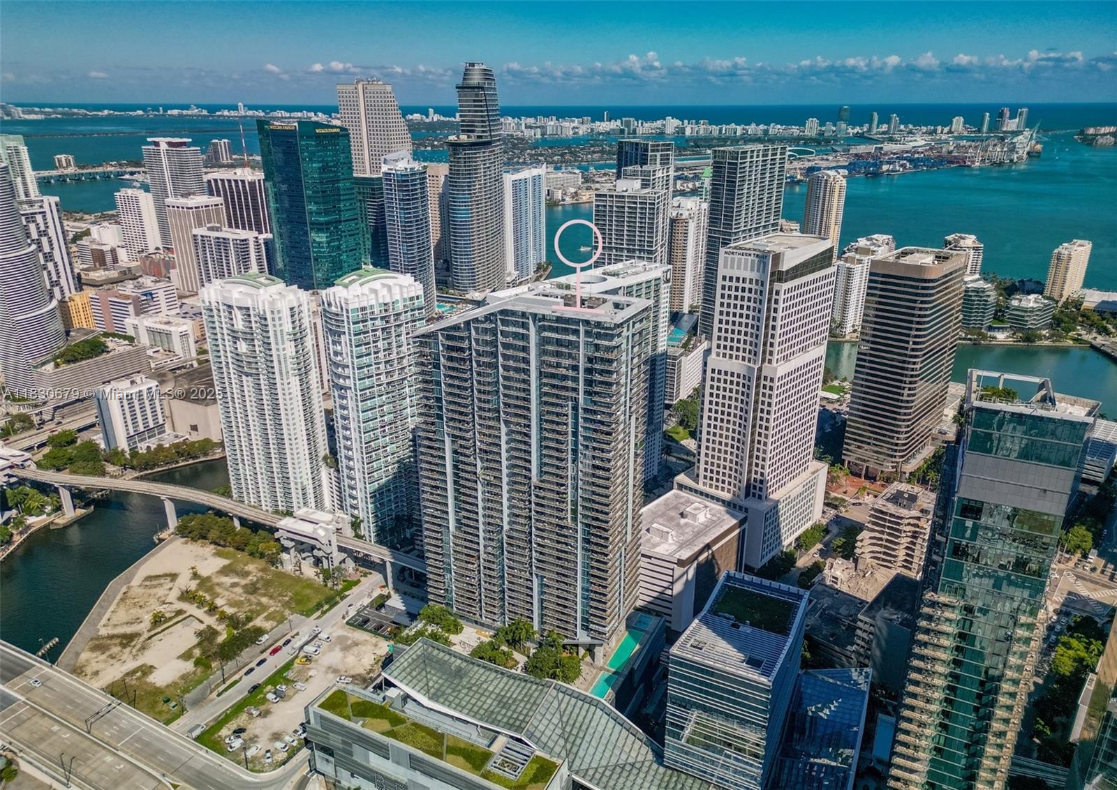 Miami, Florida, 33131, United States, 2 Bedrooms Bedrooms, ,3 BathroomsBathrooms,Residential,For Sale,1877459
