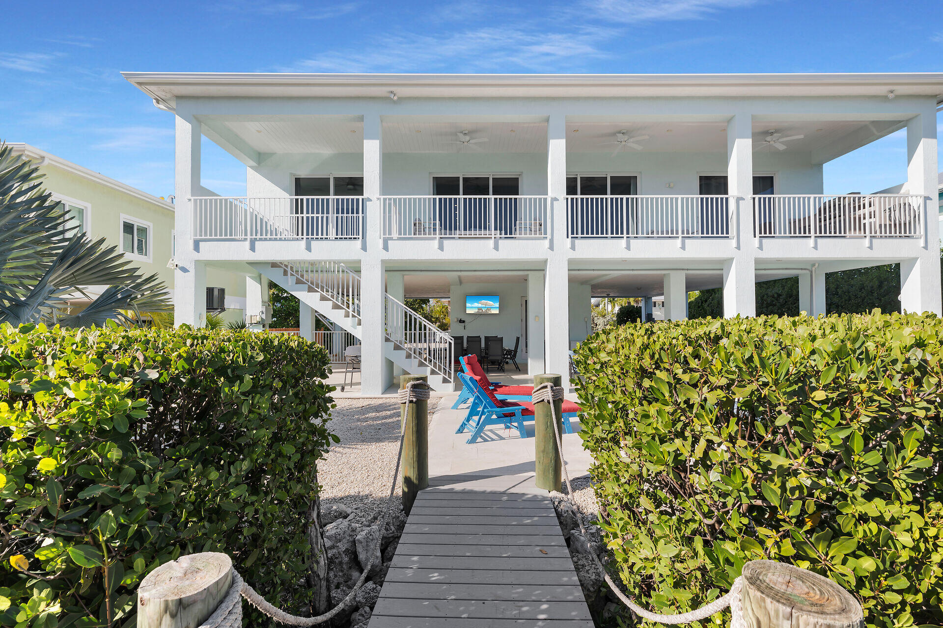 MARATHON, Florida, 33050, United States, 4 Bedrooms Bedrooms, ,4 BathroomsBathrooms,Residential,For Sale,1994527