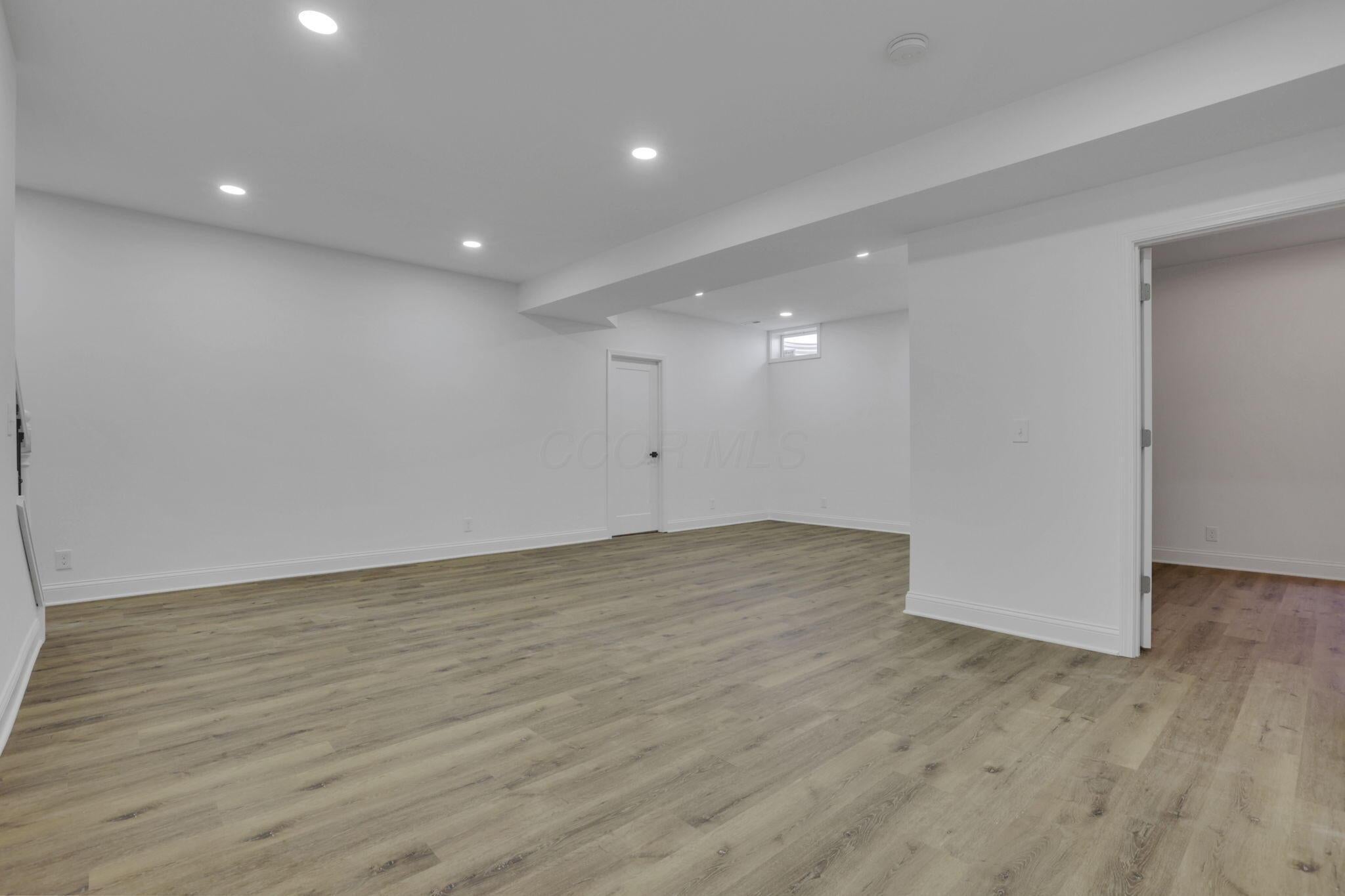 Grove City, Ohio, 43123, United States, 5 Bedrooms Bedrooms, ,4 BathroomsBathrooms,Residential,For Sale,1976085