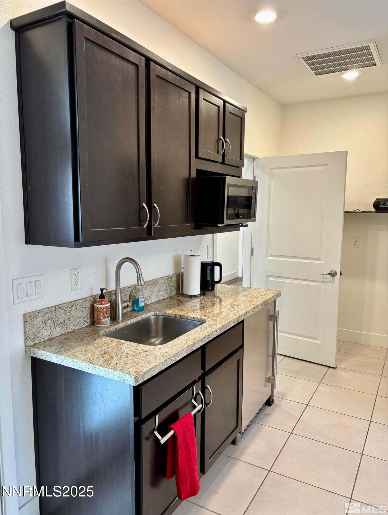 Sparks, Nevada, 89441, United States, 4 Bedrooms Bedrooms, ,3 BathroomsBathrooms,Residential,For Sale,1995545