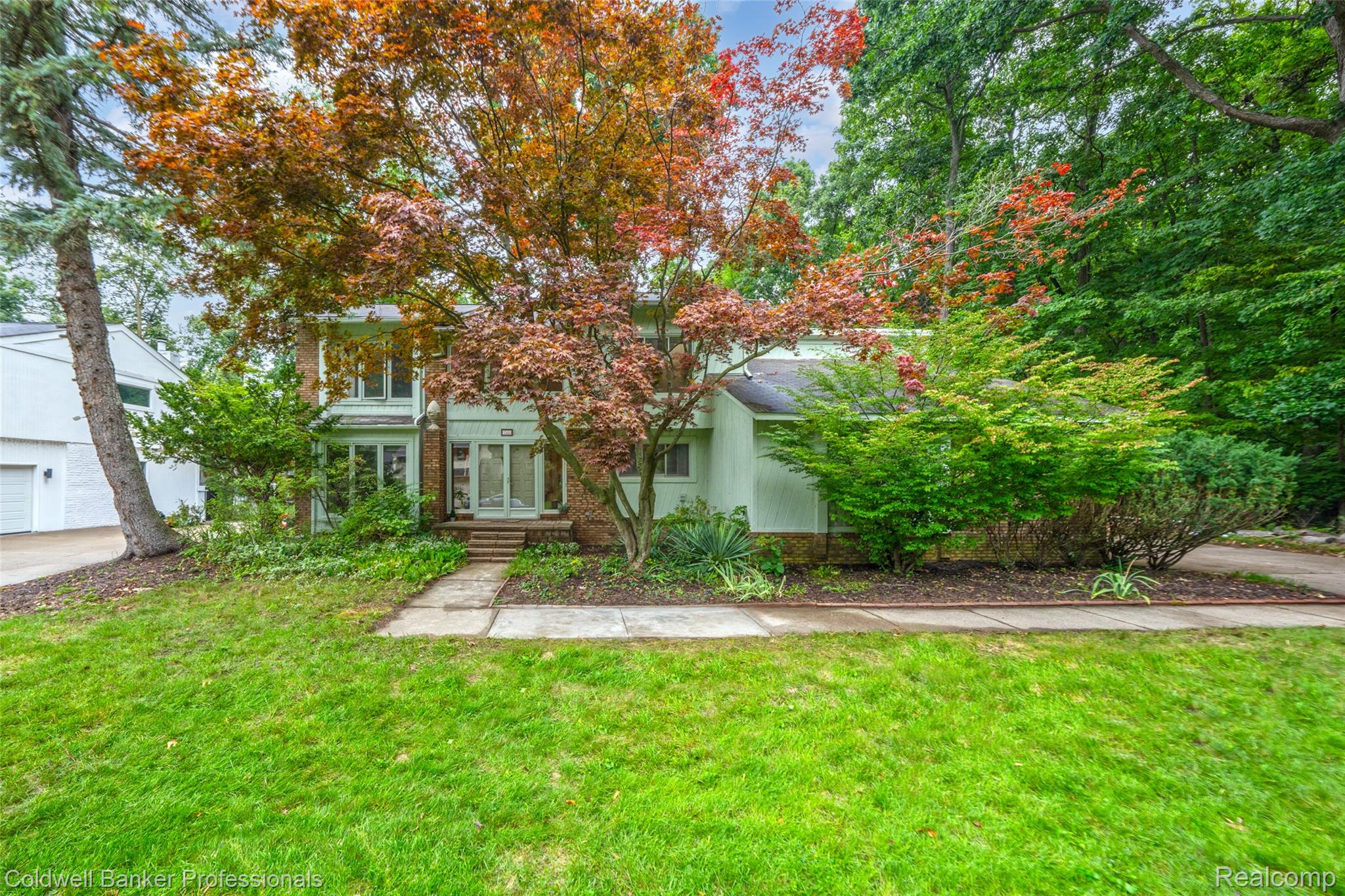 Watford Dr, West Bloomfield, MI 48322 #1