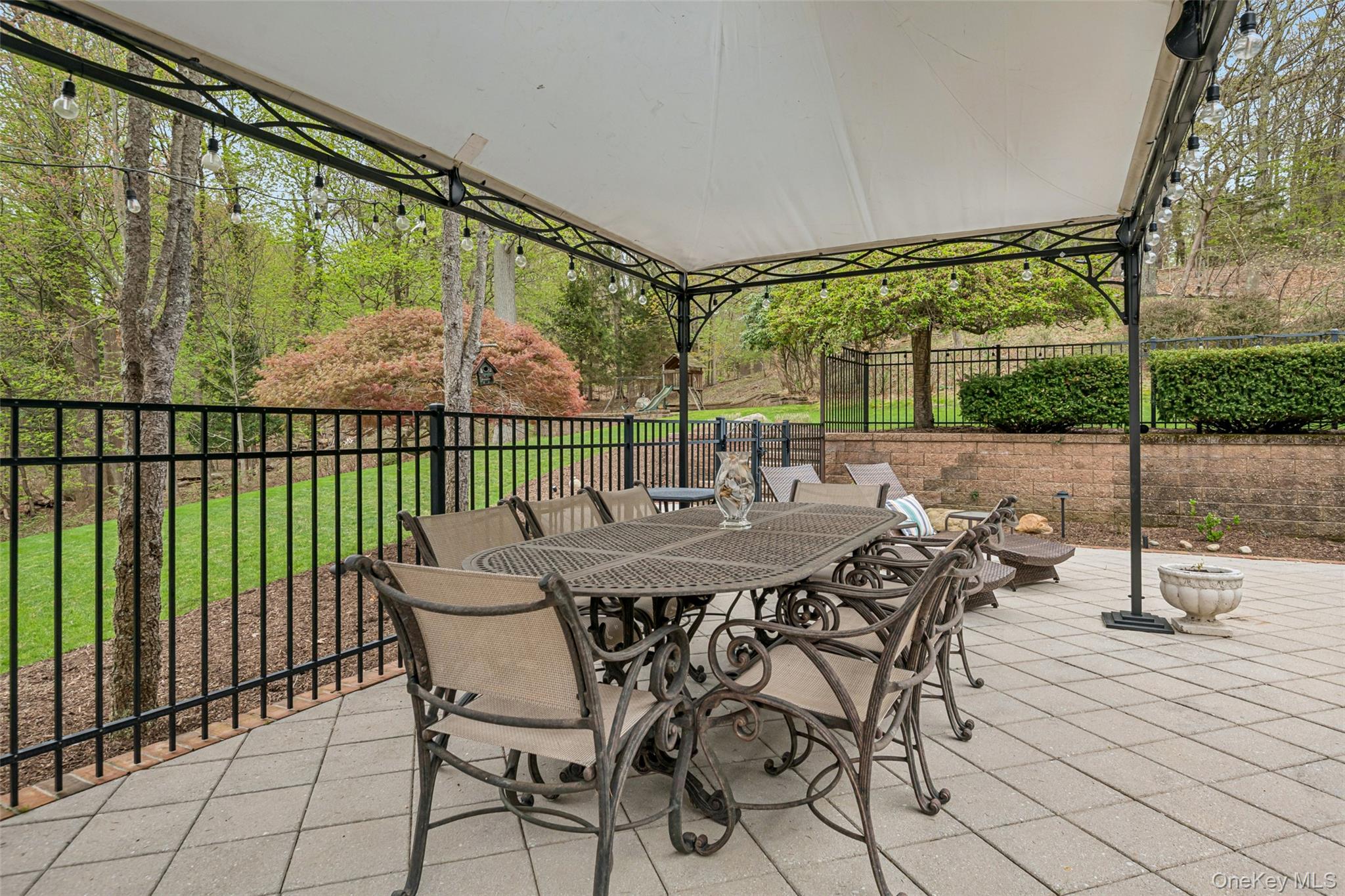  76 Harbor Road, Head Of The Harbor, NY, 11780 - 物件實景